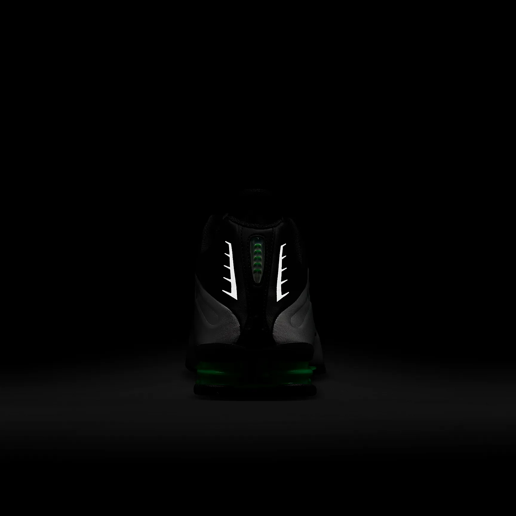 056739_Nike-Shox-R4_SILVER-GREEN_HQ1988-006_img9
