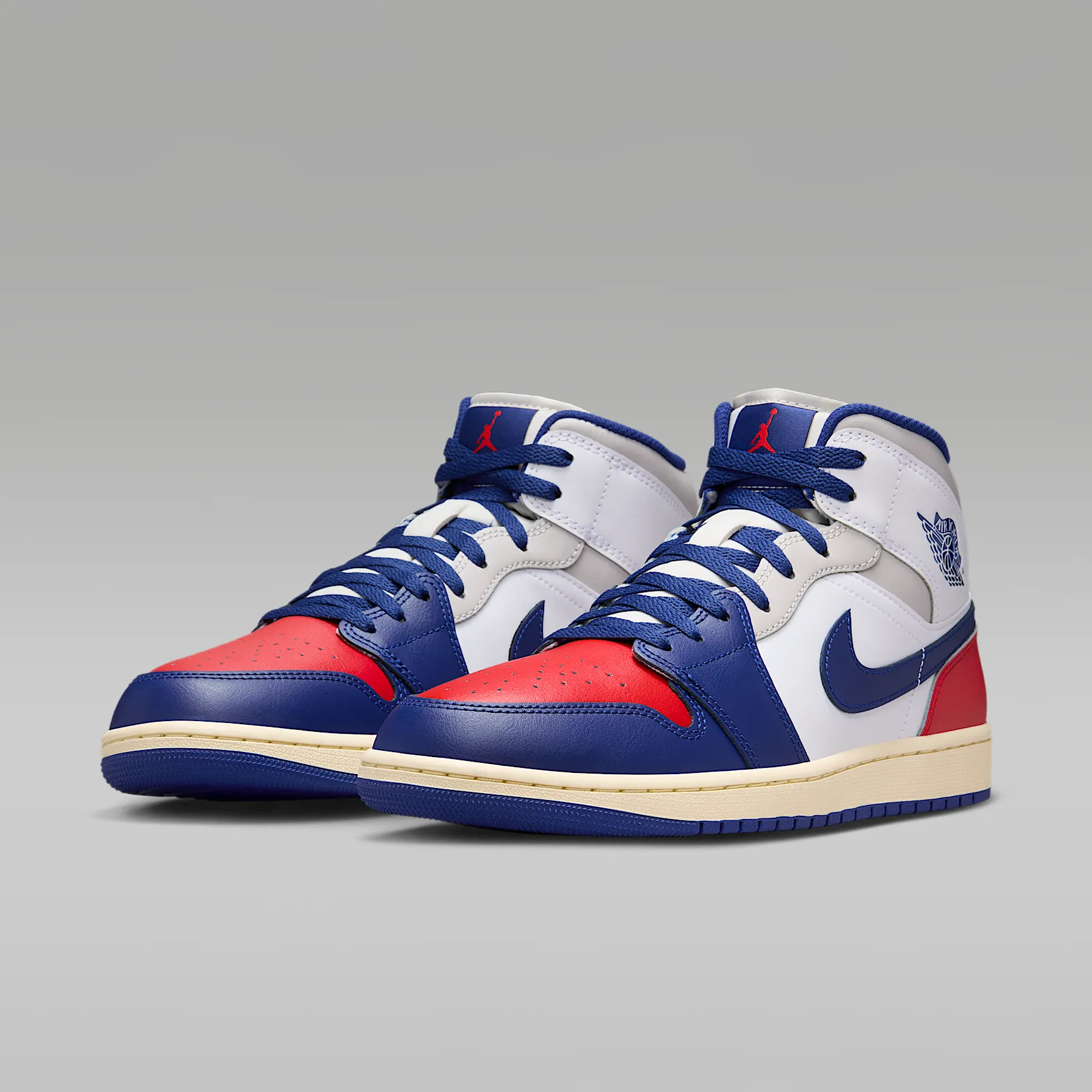C11D39_Air-Jordan-1-Mid_RARE-AIR_DQ8426-102_img4