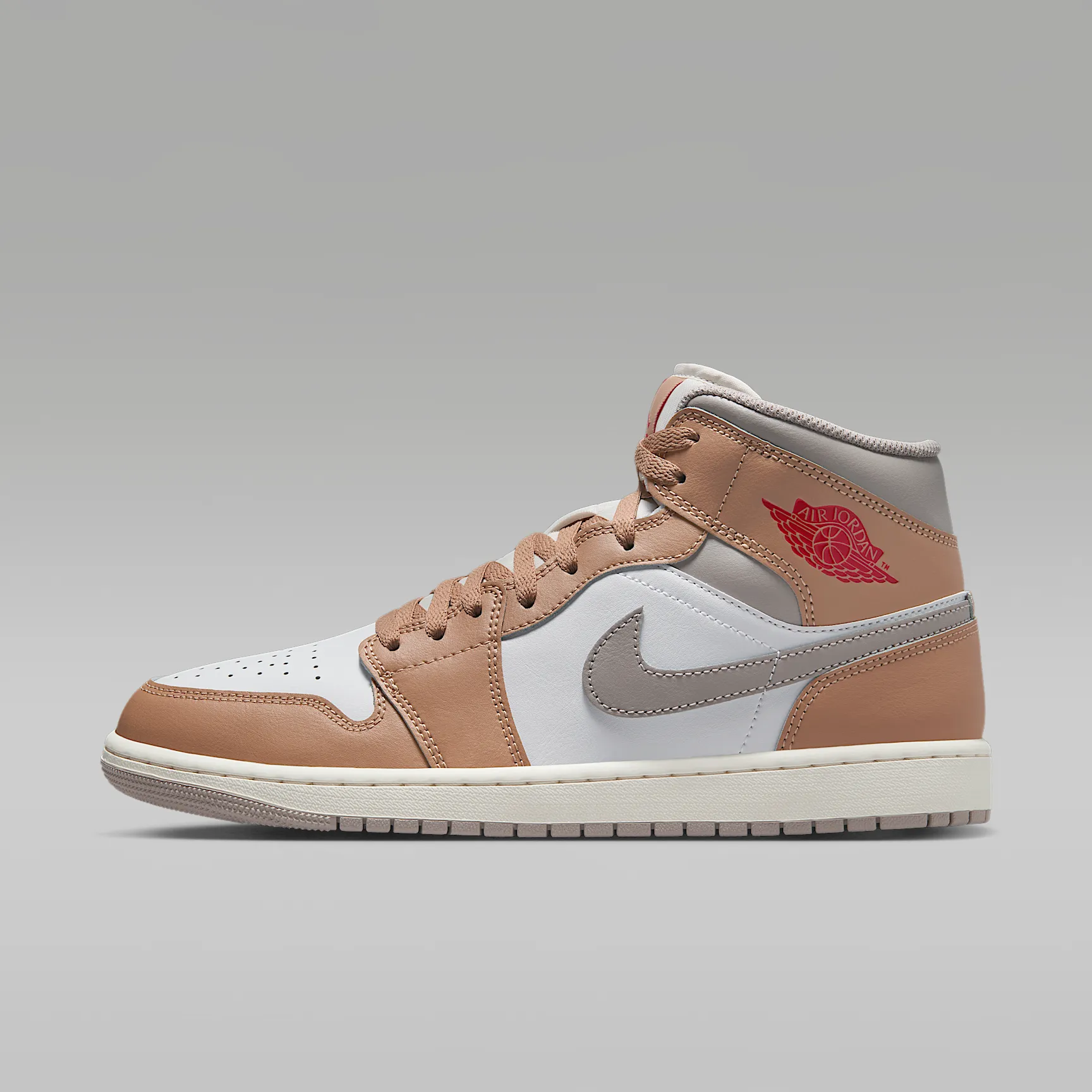 B8846C_Air-Jordan-1-Mid_HEMP_DQ8426-200_img0