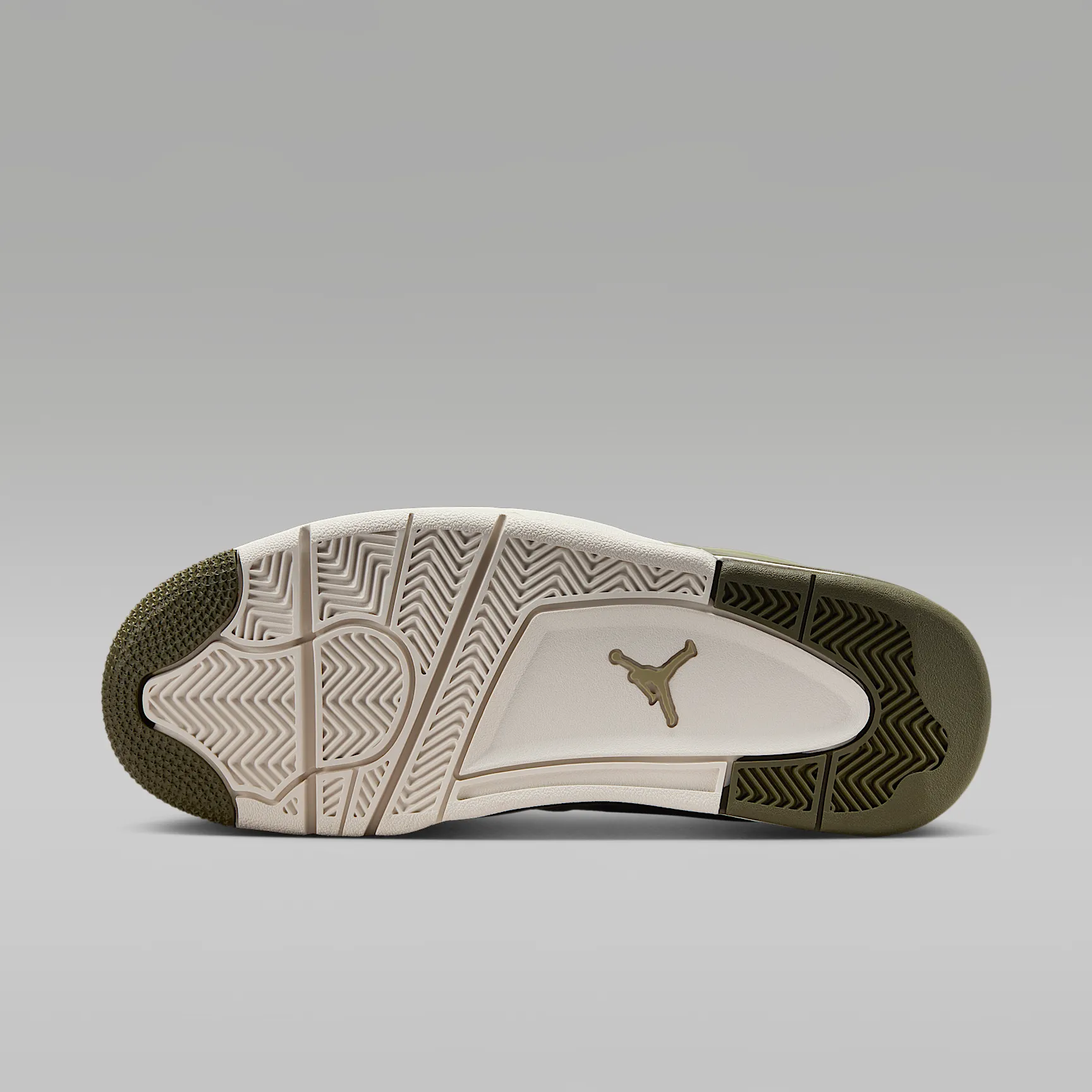 8B8762_Air-Jordan-4-RM-WMNS_NEUTRAL-OLIVE_IB7694-201_img1