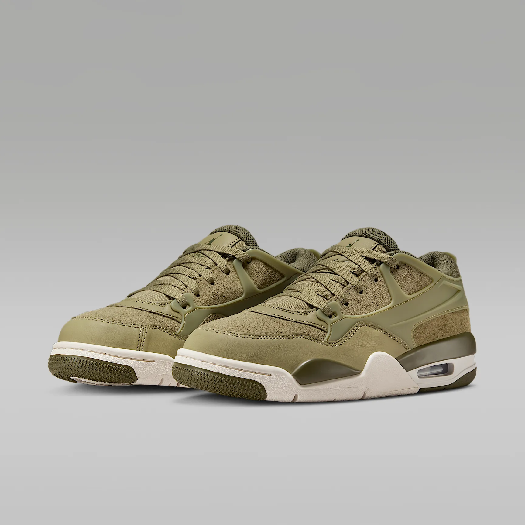 8B8762_Air-Jordan-4-RM-WMNS_NEUTRAL-OLIVE_IB7694-201_img4