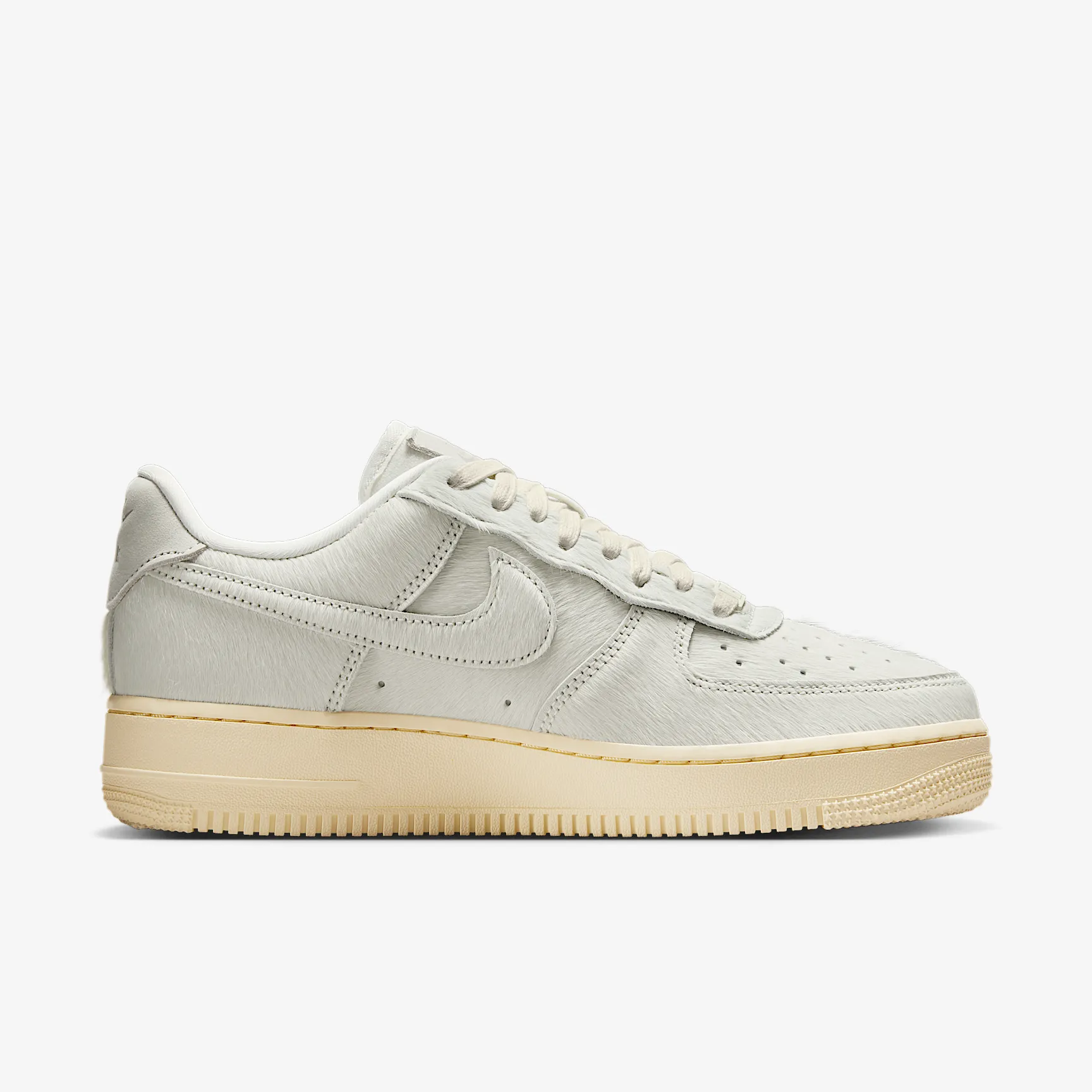 D2C19F_Nike-Air-Force-1-Low-'07-WMNS_SAIL-PONY-HAIR_II7398-100_img2