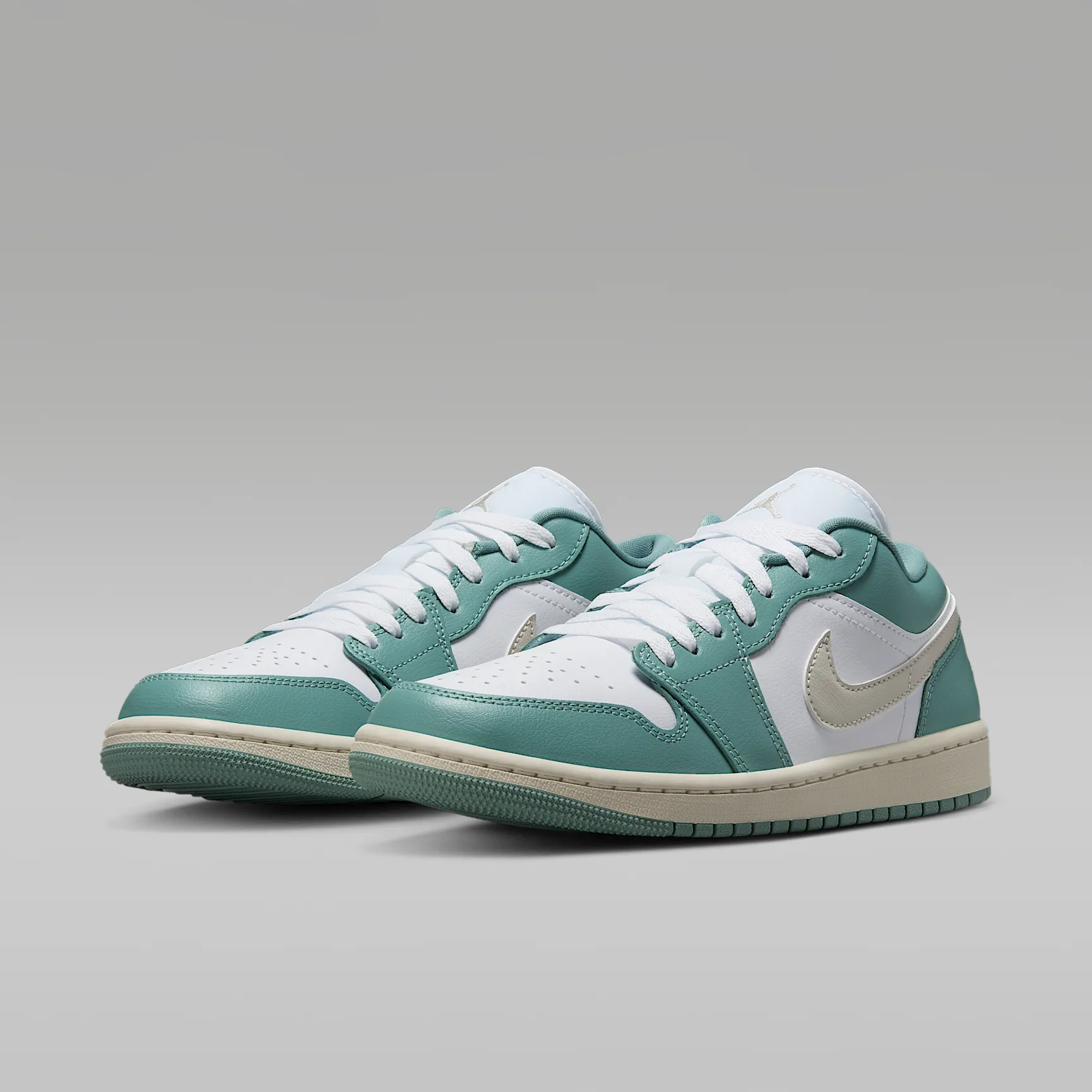 618A86_Air-Jordan-1-Low-WMNS_CANNON_DC0774-138_img4