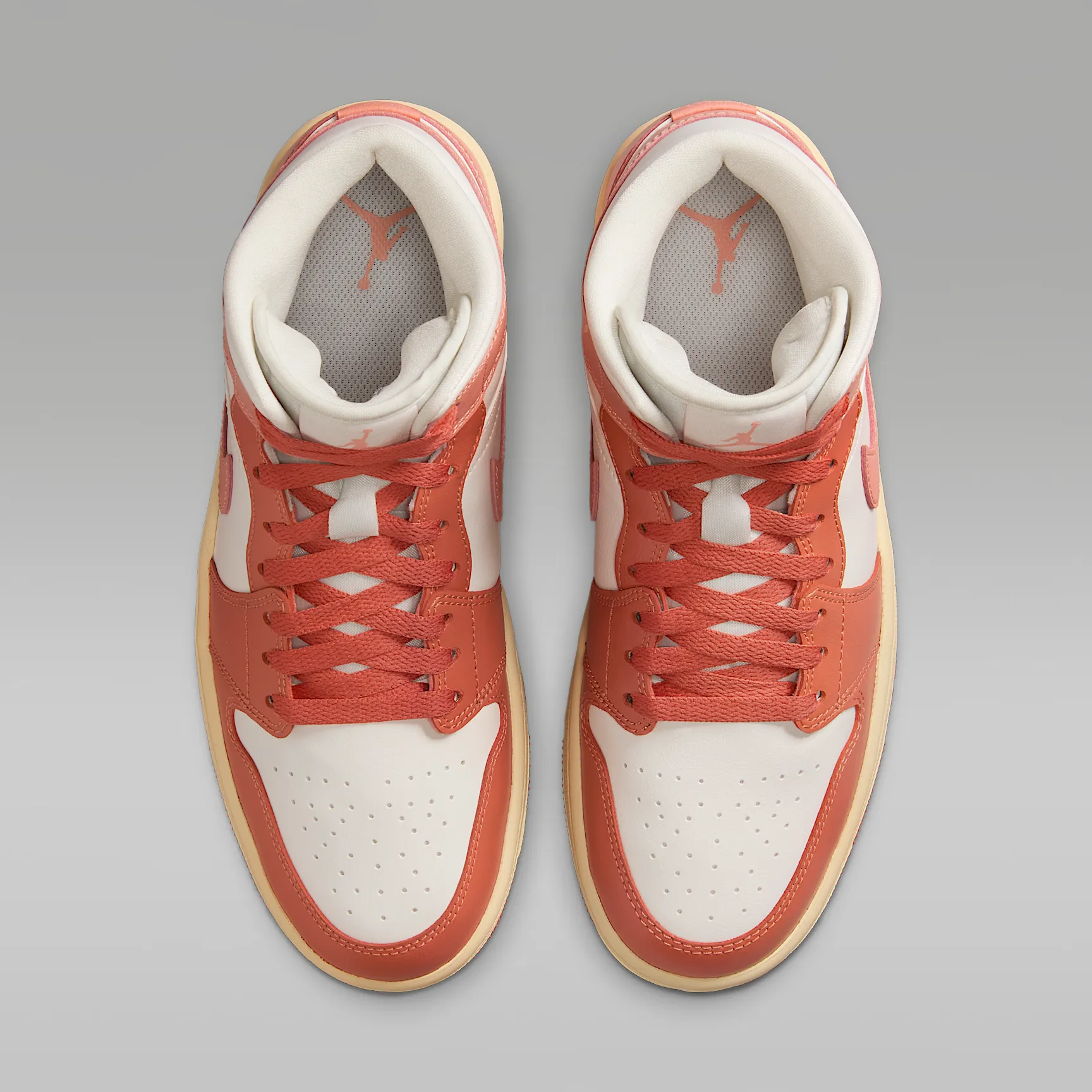 C04D34_Air-Jordan-1-Mid-WMNS_MADDER-ROOT_BQ6472-180_img3