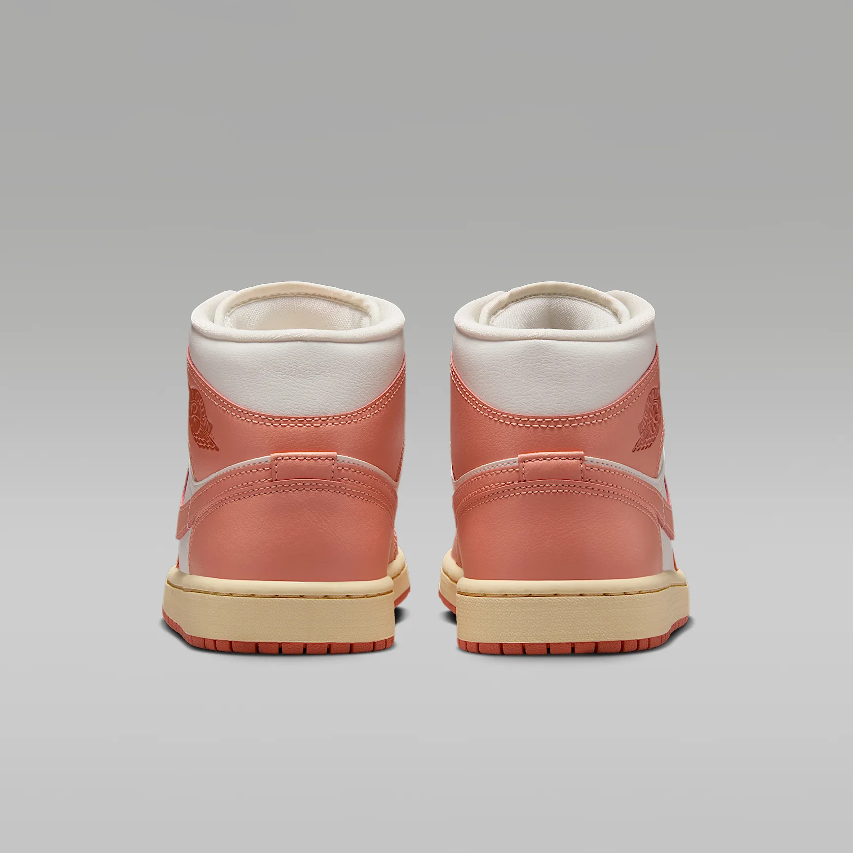 C04D34_Air-Jordan-1-Mid-WMNS_MADDER-ROOT_BQ6472-180_img5