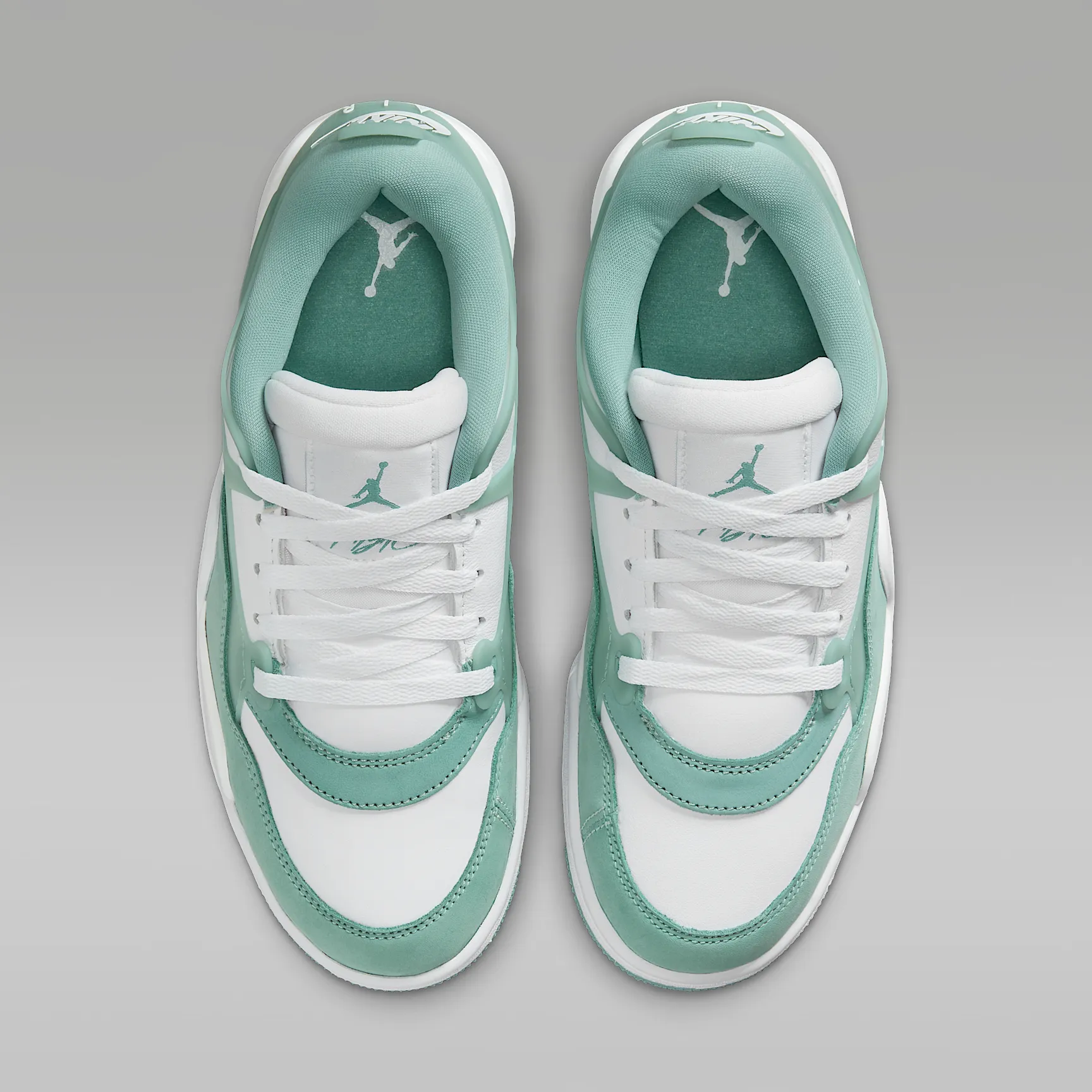 55756B_Air-Jordan-4-RM-WMNS_WHITE-CANNON_FQ7940-138_img3