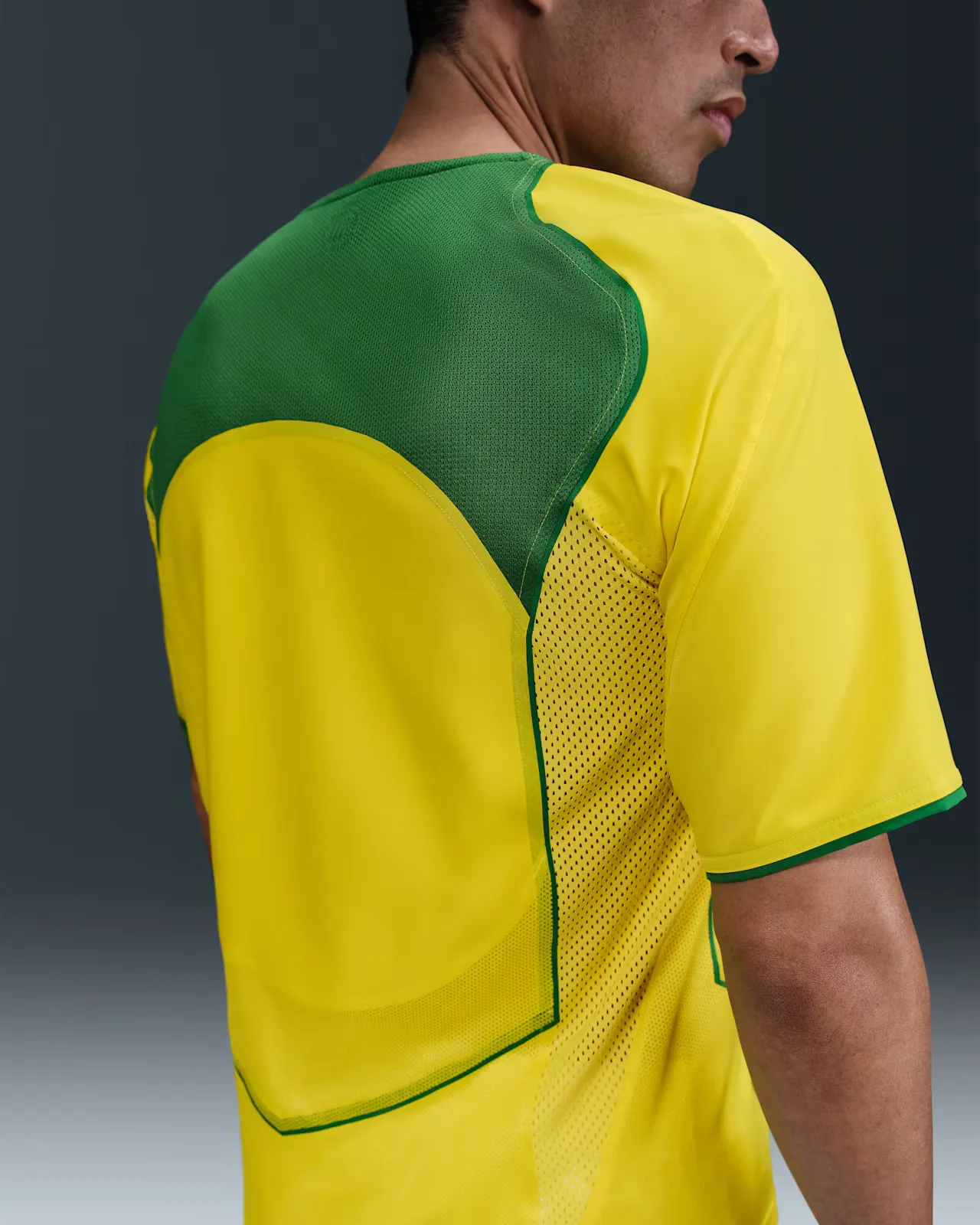 E5CF46_Nike-Brazil-Reissue-Short-Sleeve-Jersey_YELLOW-GREEN_HV4426-741_img1