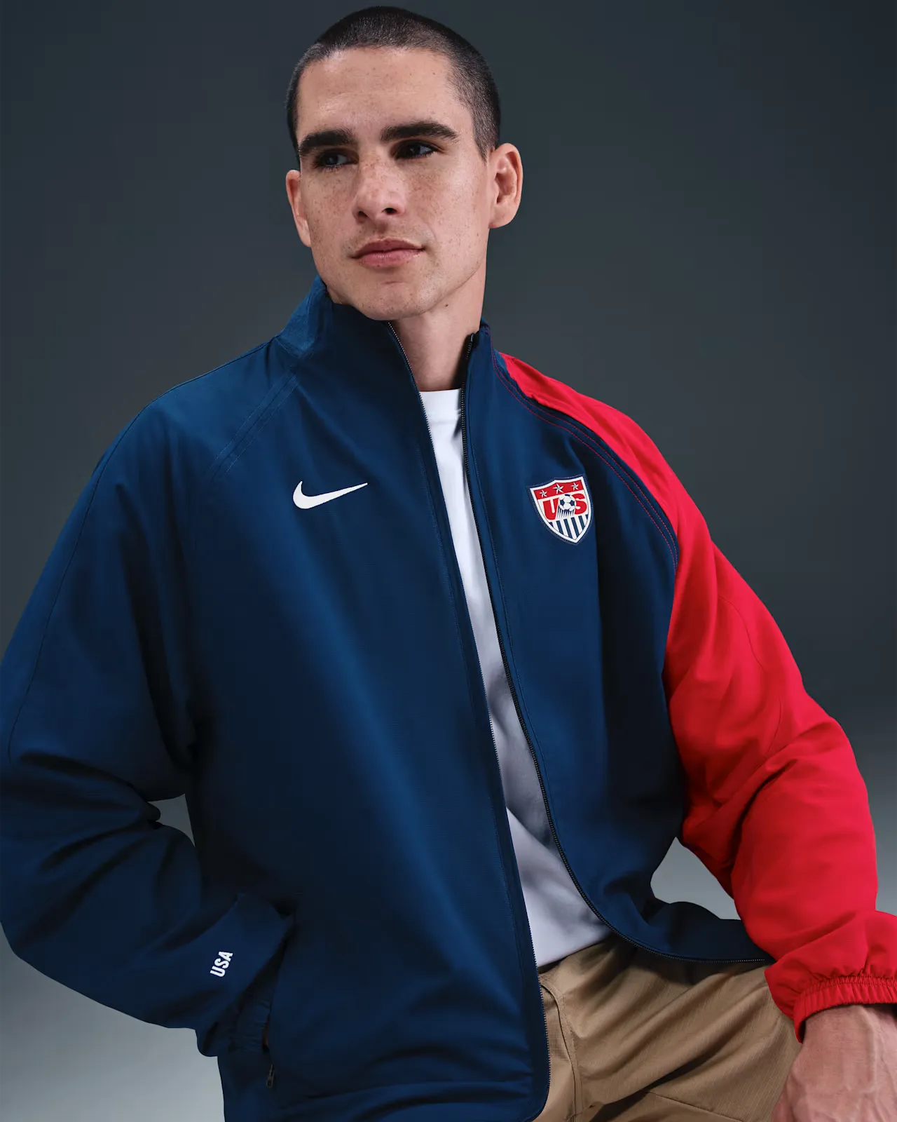 122E52_Nike-USA-Total-90-Reissue-Track-Jacket_BLUE-RED-WHITE_HV4440-486_img2