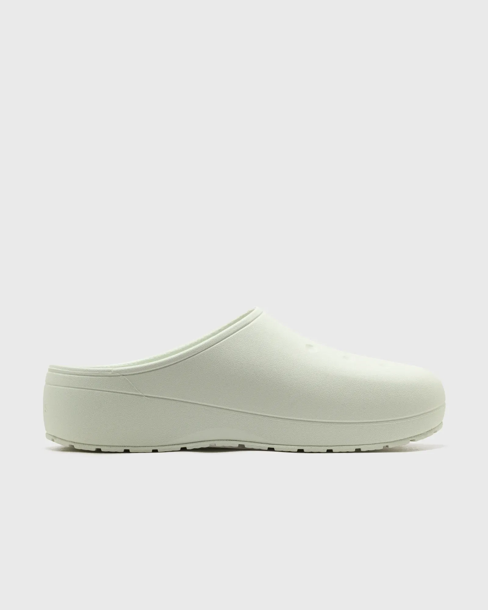 B7B9A8_Crocs-Classic-Quiet-Clog_MINT-TINT_209968-3YF_img2