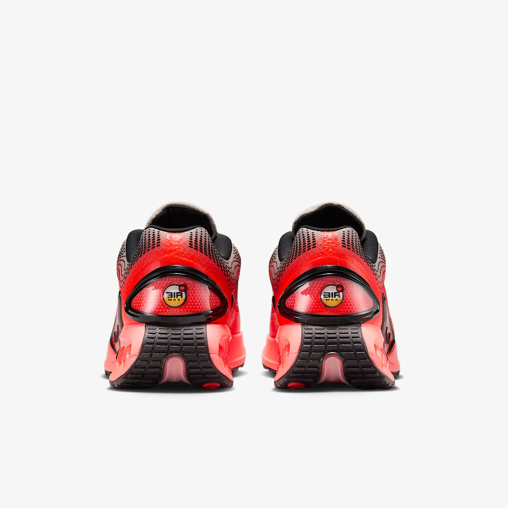 B94945_Nike-Air-Max-Dn-SE_COLLEGE-GREY-BRIGHT-CRIMSON_HF5531-002_img5