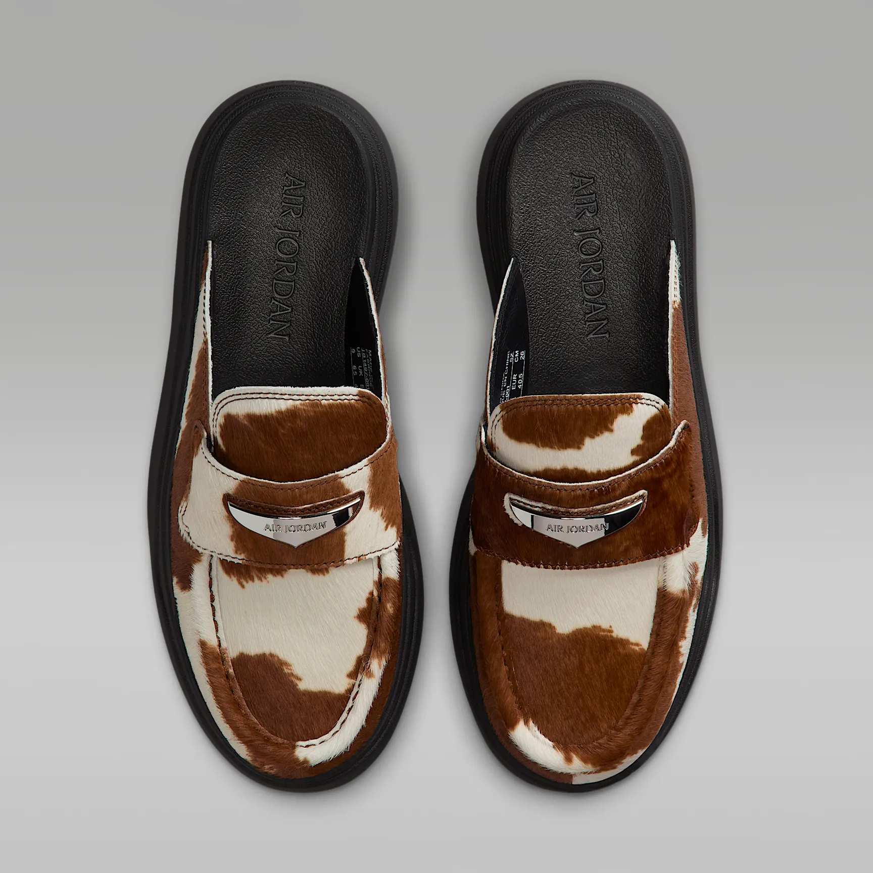 9D6C53_Air-Jordan-Mule-SE_COW-PRINT_IB1497-001_img3