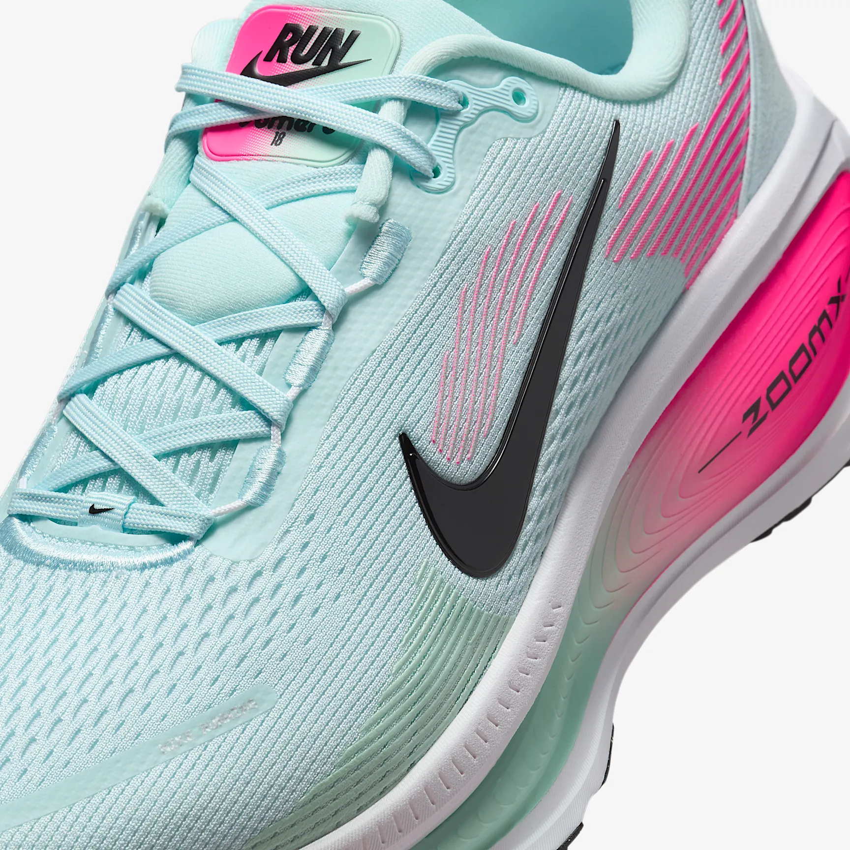 ED186F_Nike-Vomero-18_GLAACIER-BLUE-HYPER-PINK_HM6803-403_img6