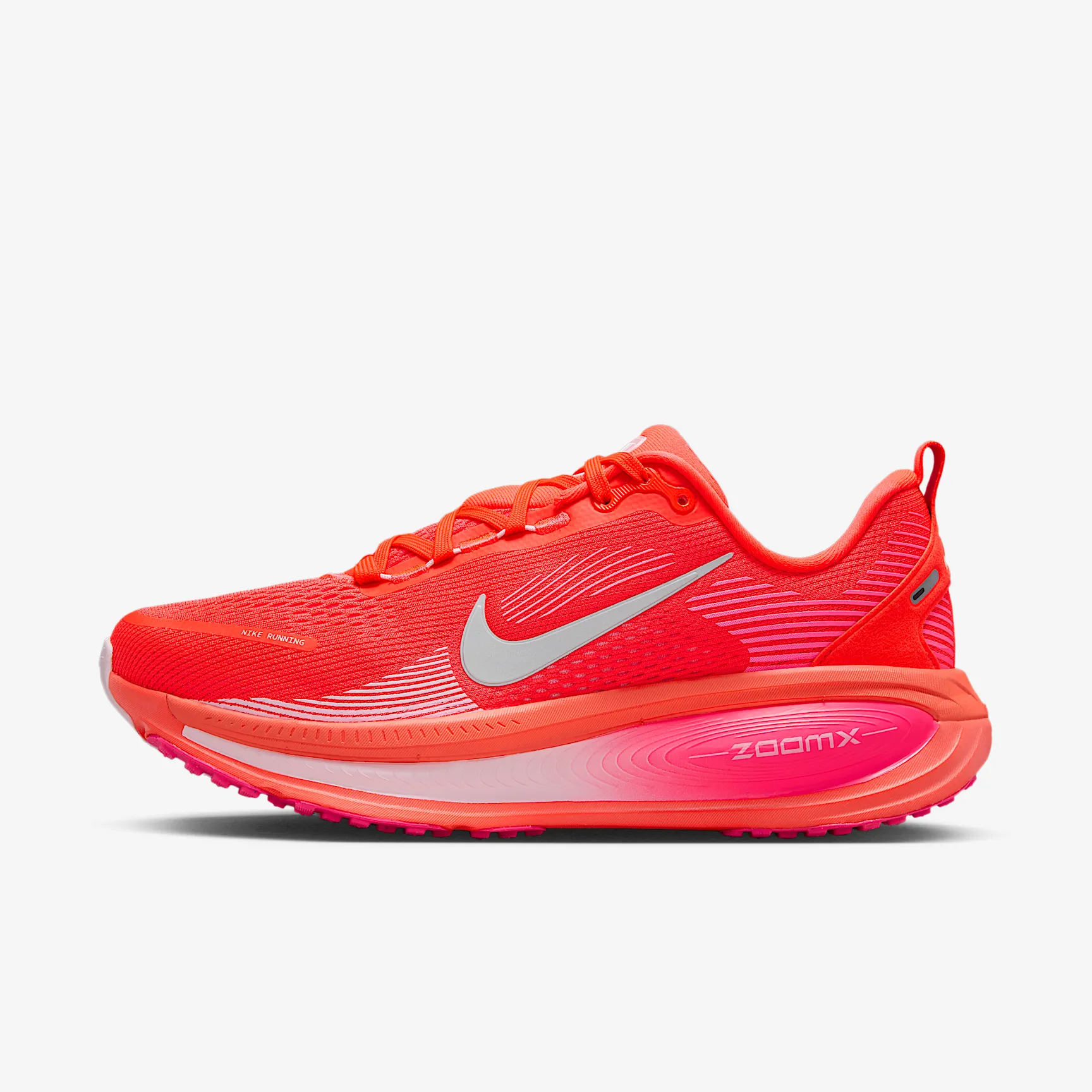FC3264_Nike-Vomero-18-WMNS_BRIGHT-CRIMSON-HYPER-PINK_HM6804-603_img0