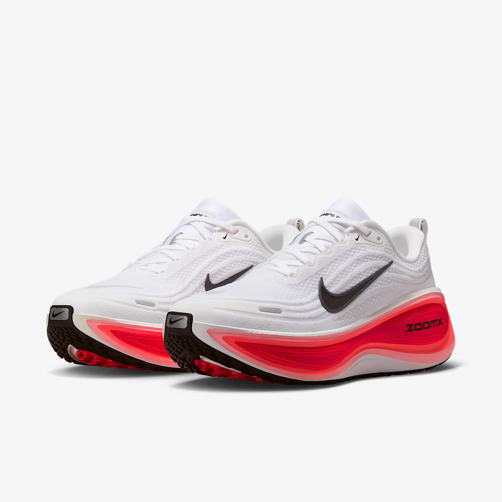 F47D72_Nike-Vomero-Plus_WHITE-BRIGHT-CRIMSON_HV8150-100_img4