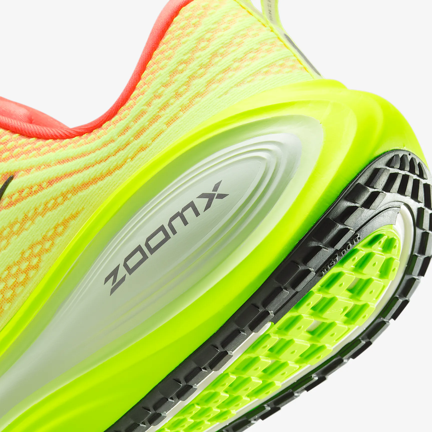 D1F54D_Nike-Vomero-Plus_ORANGE-VOLT_HV8150-800_img7