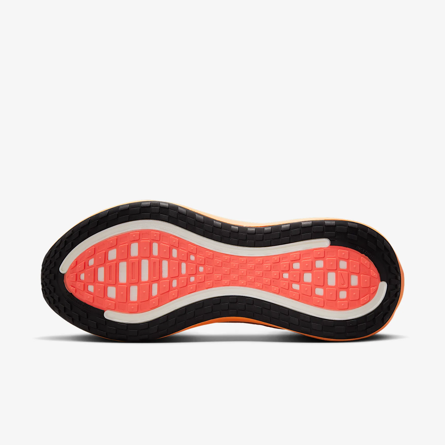 C80C28_Nike-Vomero-Plus_ORANGE-PULSE_HV8150-801_img1