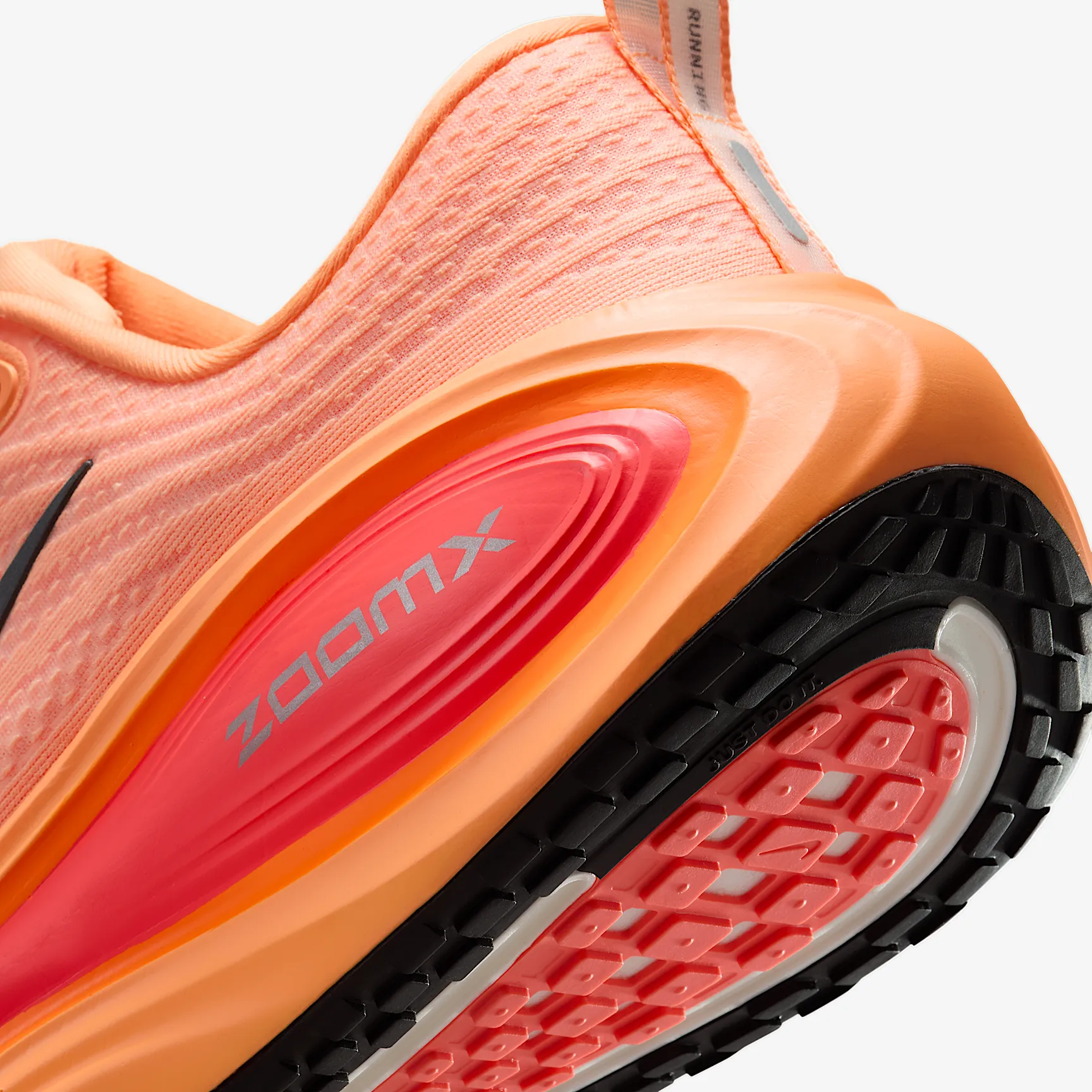 C80C28_Nike-Vomero-Plus_ORANGE-PULSE_HV8150-801_img7
