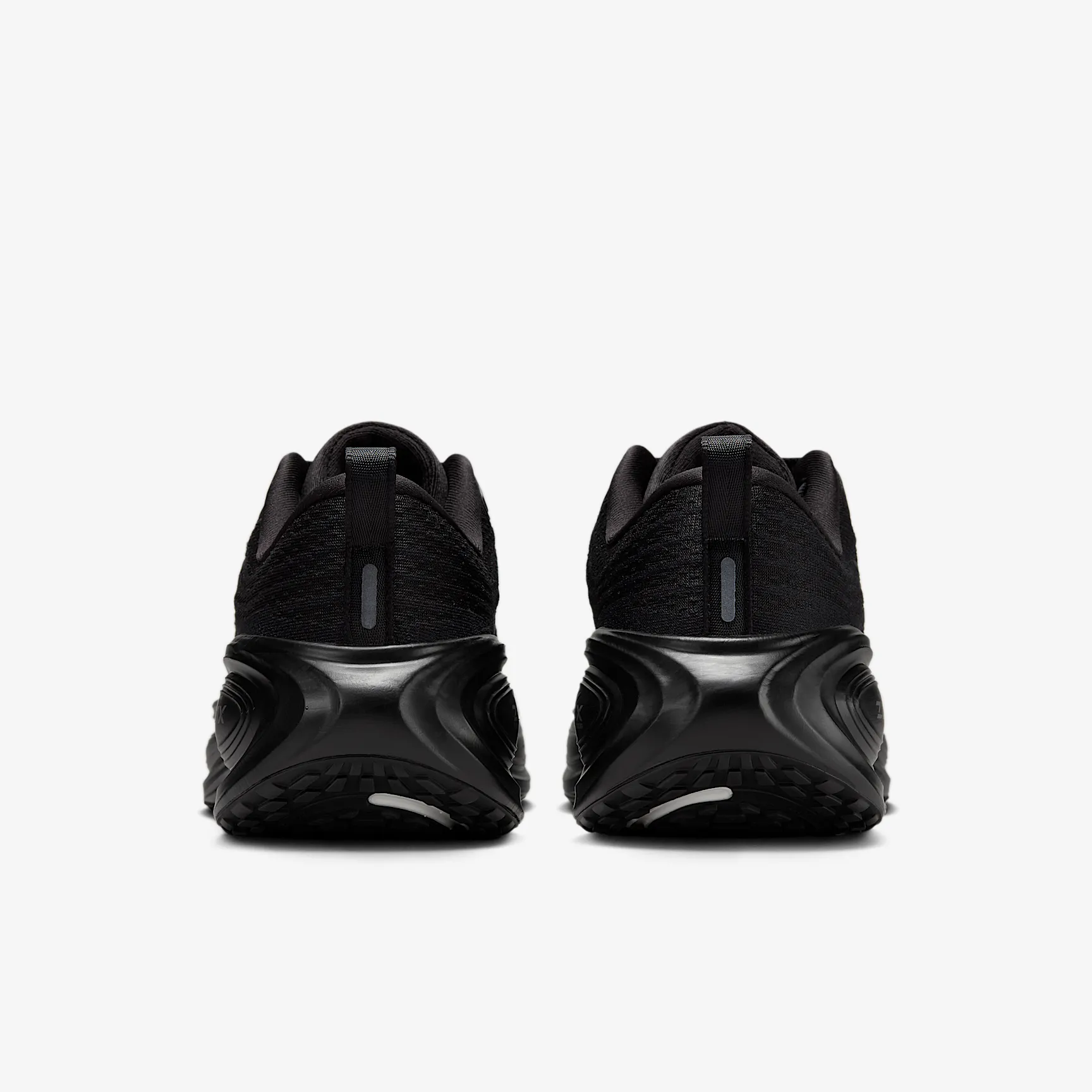 000000_Nike-Vomero-Plus-WMNS_BLACK-METALLIC_HV8154-001_img5