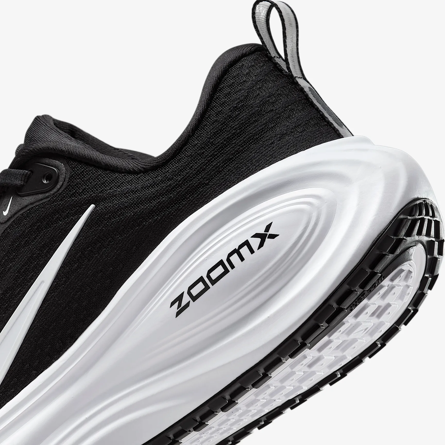 000000_Nike-Vomero-Plus-WMNS_BLACK-WHITE_HV8154-002_img7