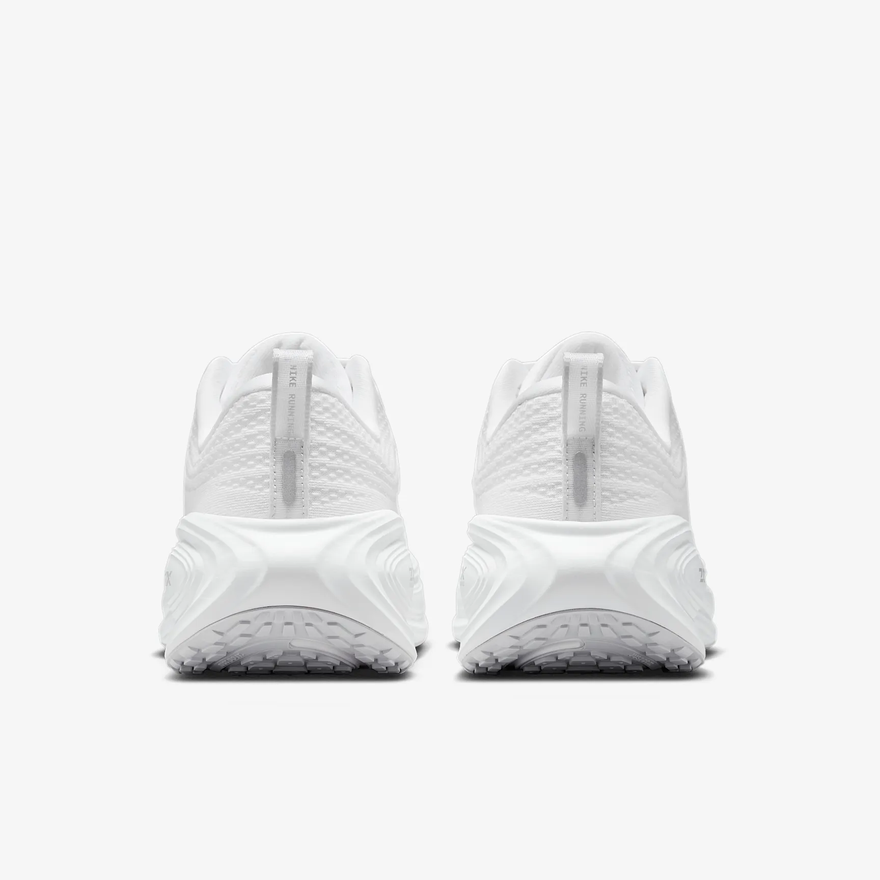 B3B3B3_Nike-Vomero-Plus-WMNS_TRIPLE-WHITE_HV8154-102_img5