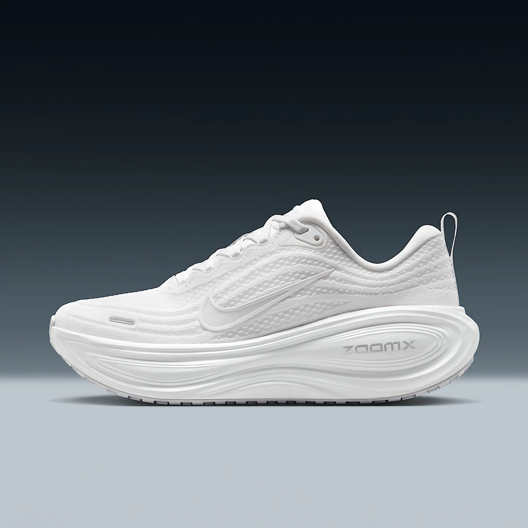 B3B3B3_Nike-Vomero-Plus-WMNS_TRIPLE-WHITE_HV8154-102_img0