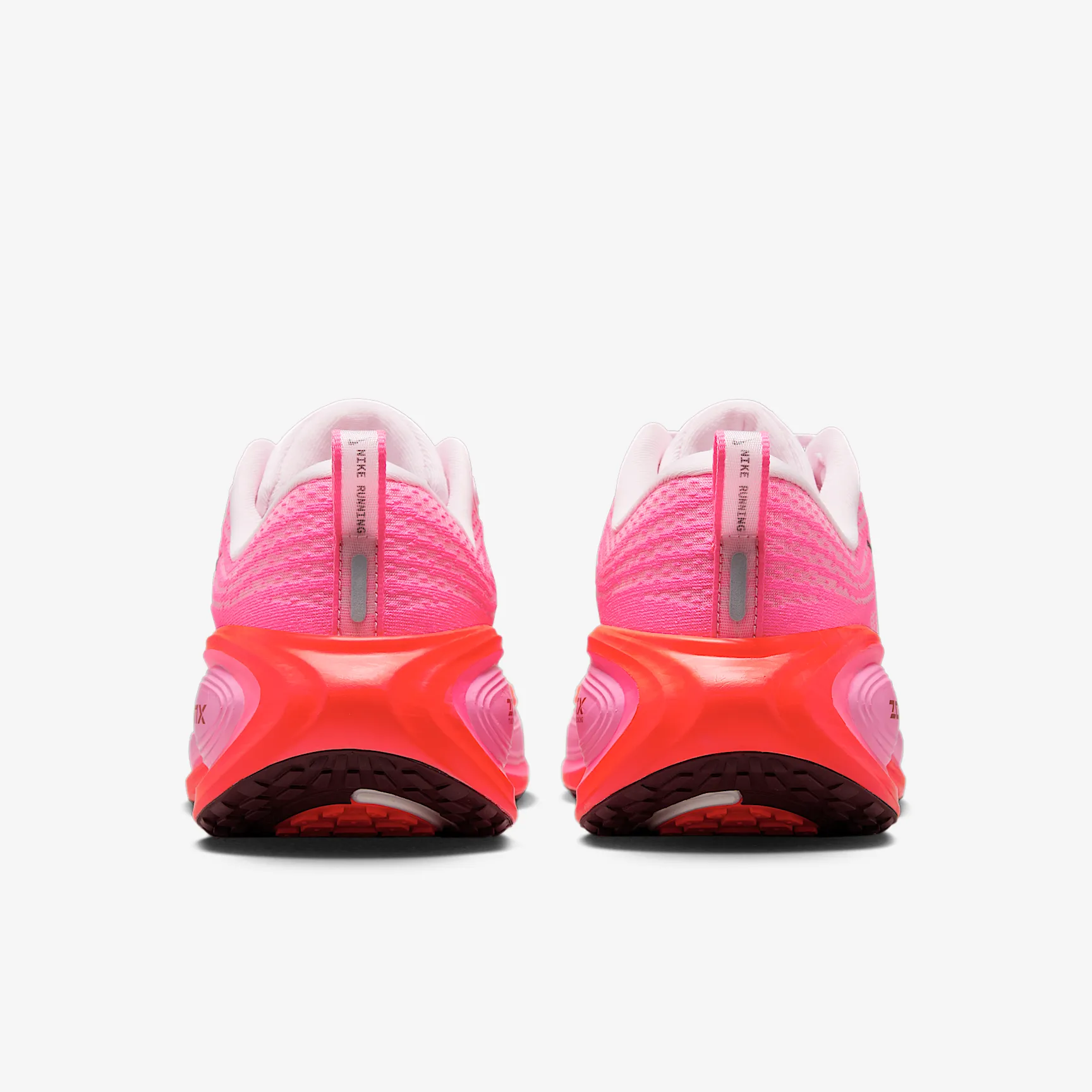 EA497B_Nike-Vomero-Plus-WMNS_HYPER-PINK_HV8154-604_img5