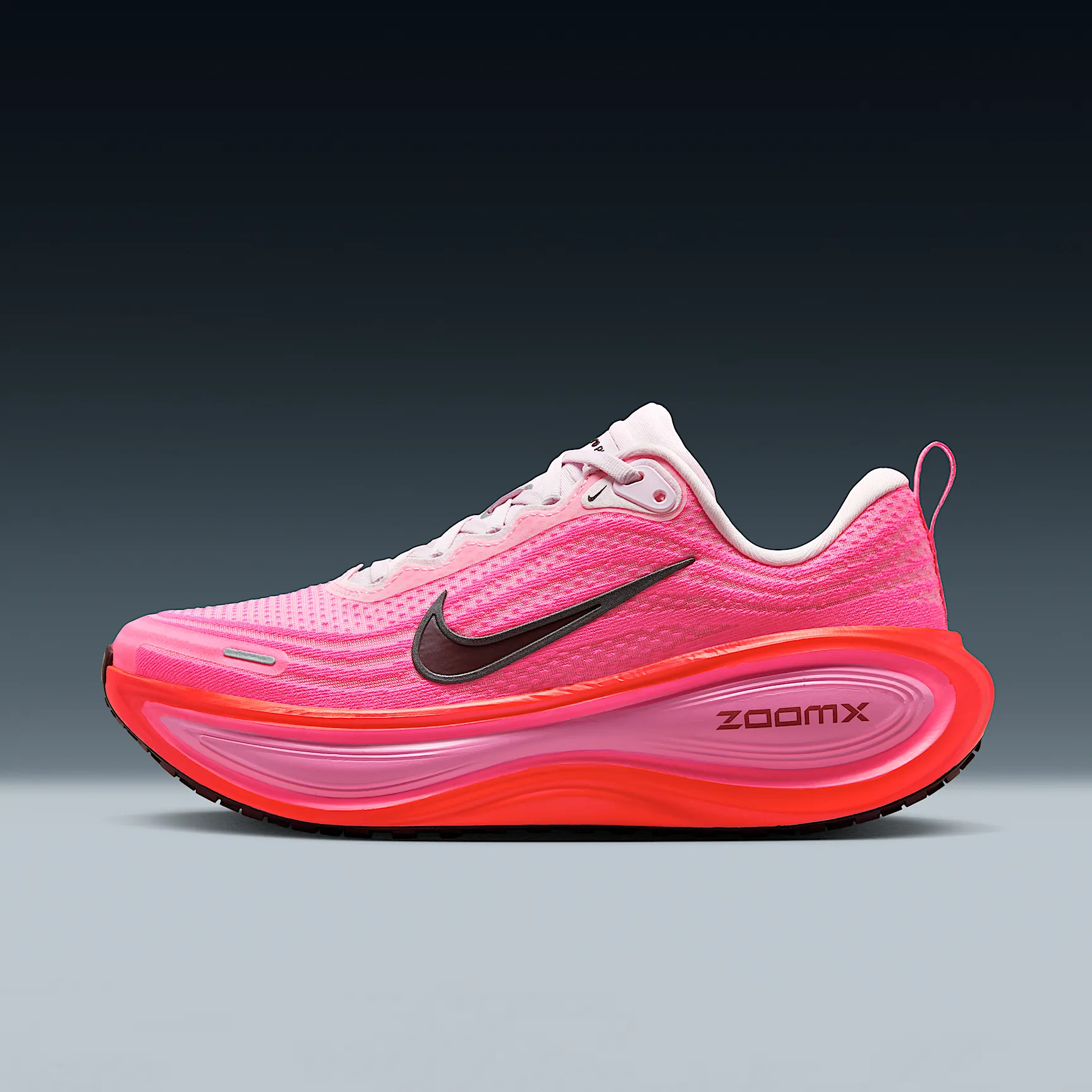 EA497B_Nike-Vomero-Plus-WMNS_HYPER-PINK_HV8154-604_img0