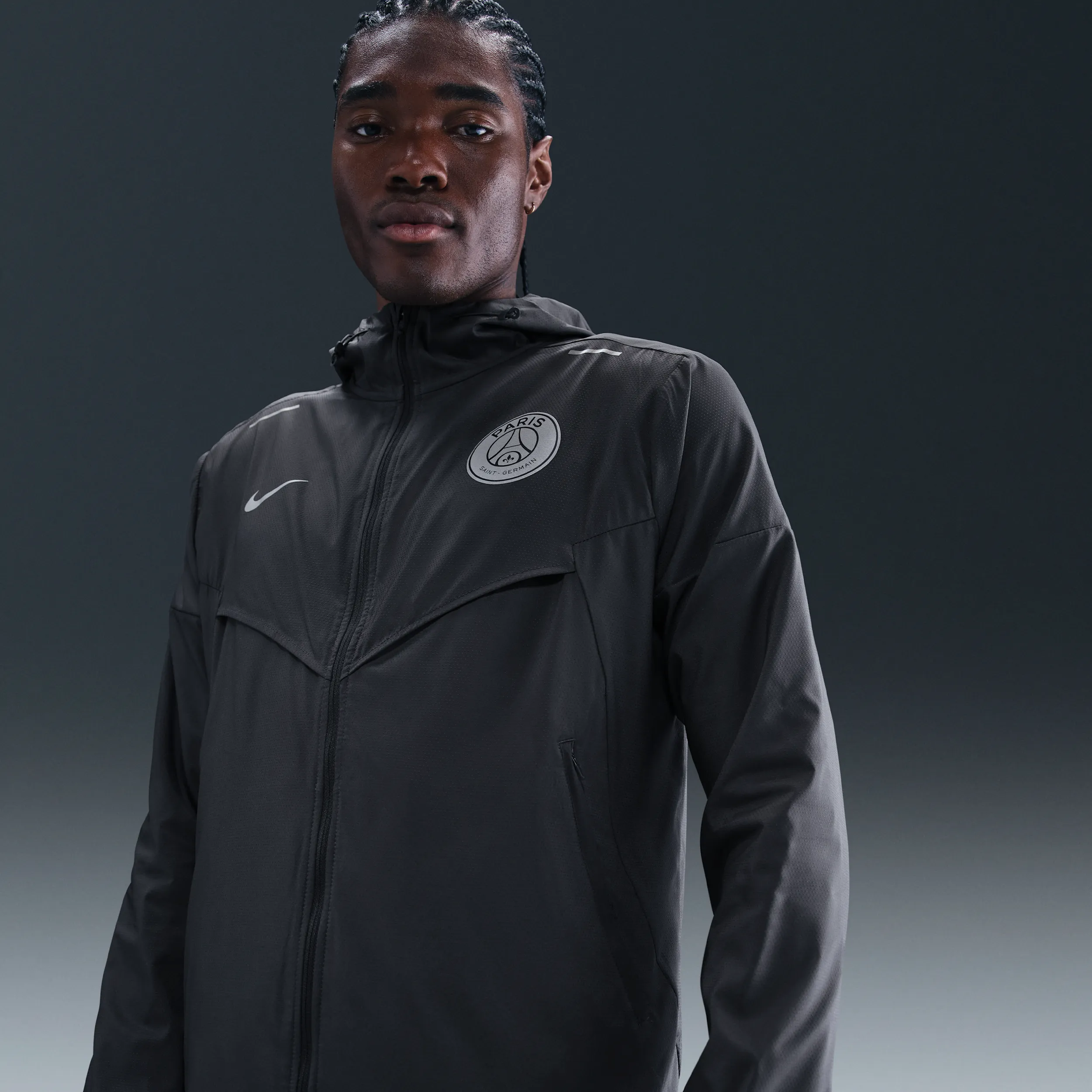 171a1f_PSG-x-Nike-Impossibly-Light-Windrunner-Jacket_ANTHRACITE-PARTICLE-GREY_HQ4983-060_img1