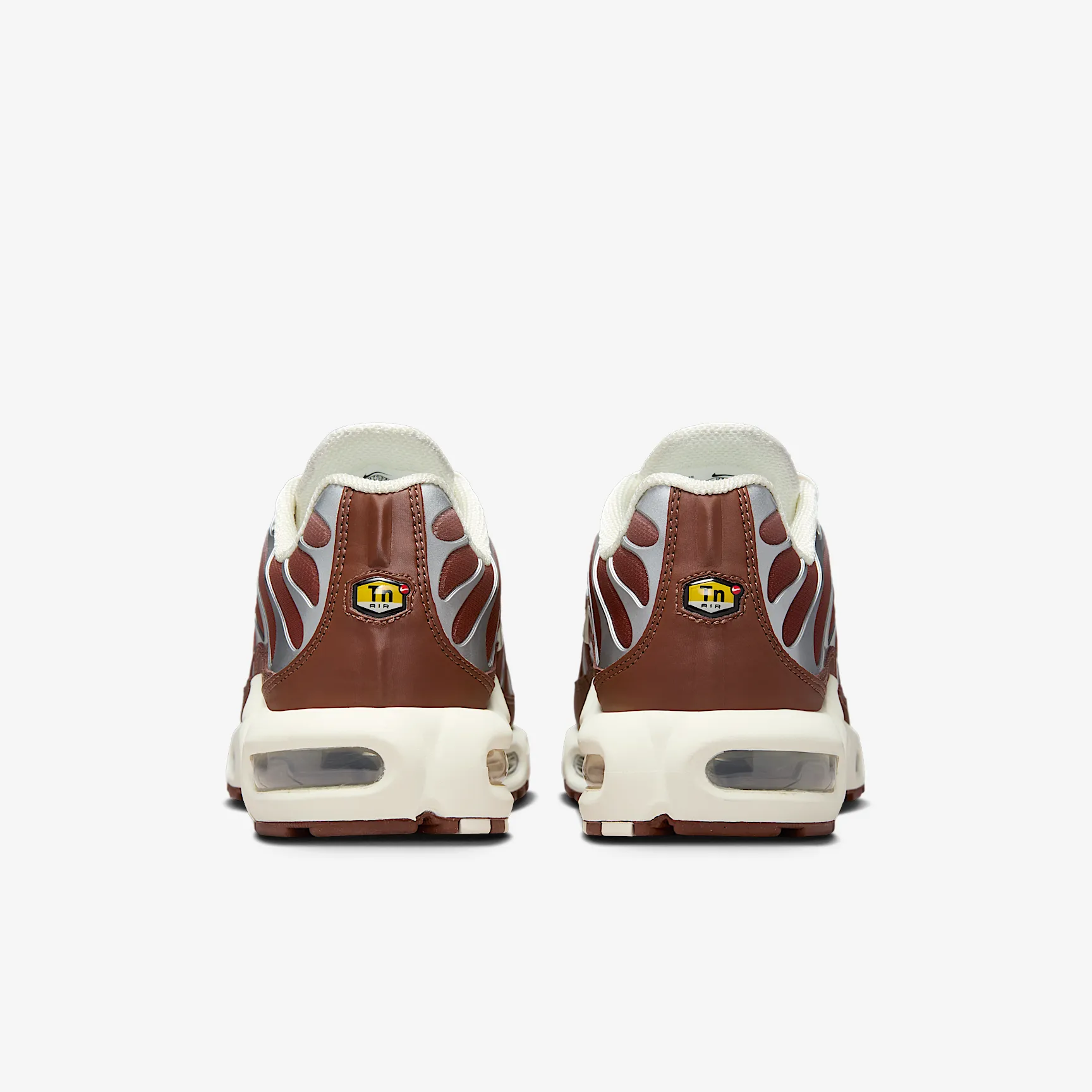 542019_Nike-Air-Max-Plus-WMNS_FAUNA-BROWN_II7637-200_img5