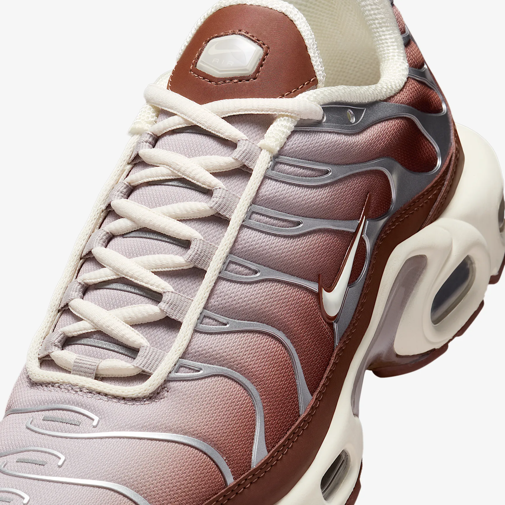 542019_Nike-Air-Max-Plus-WMNS_FAUNA-BROWN_II7637-200_img6