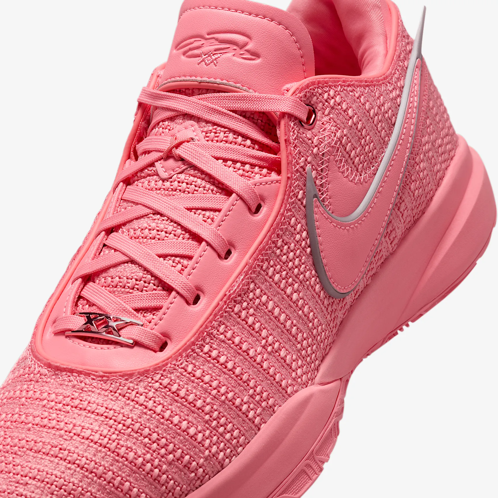 FDA7AF_Nike-LeBron-20_PINK-DIAMOND_DJ5423-600_img6