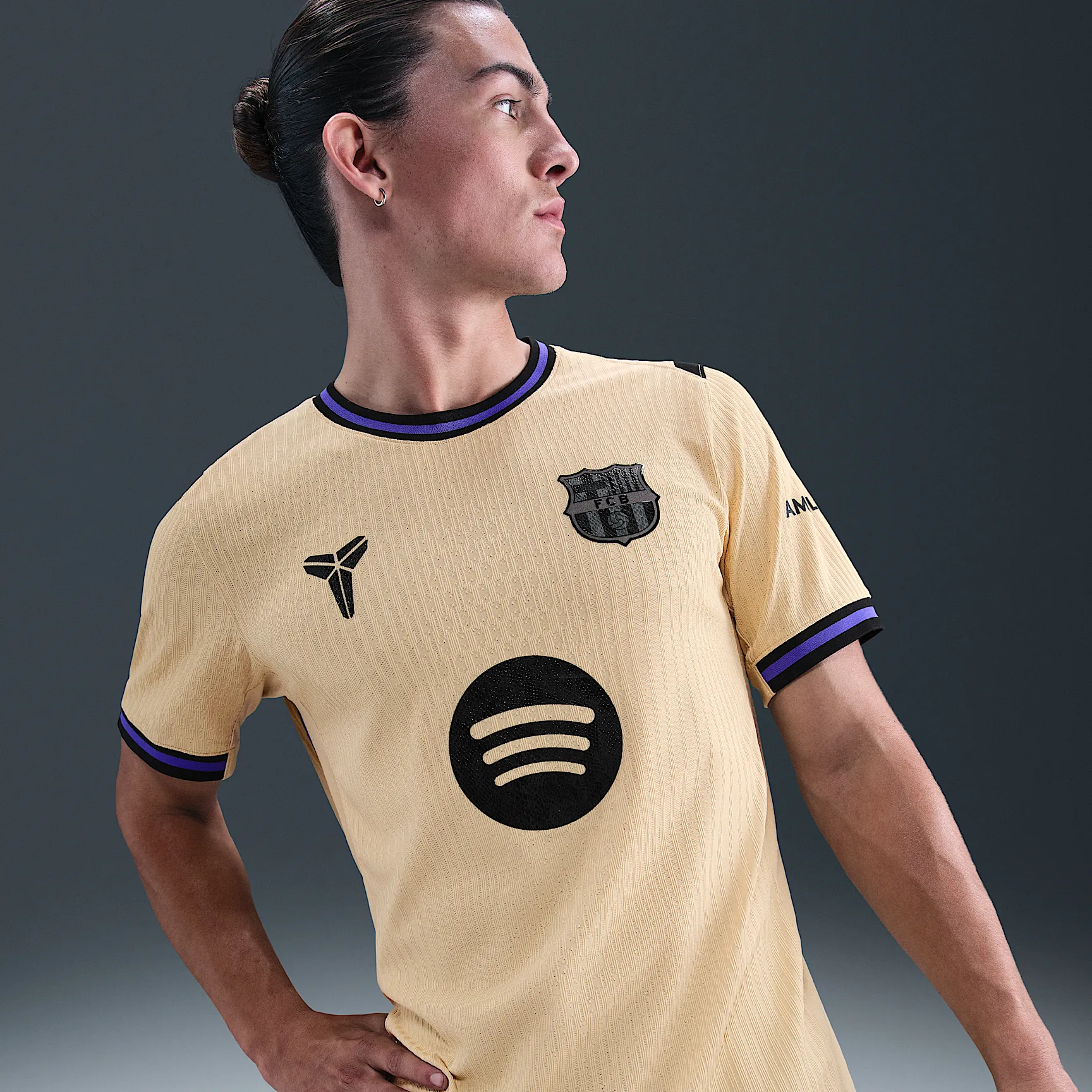 C3AA89_FC-Barcelona-x-Nike-Kobe-Dri-FIT-ADV-Authentic-Jersey_202526-MATCH-AWAY_HJ4554-784_img0