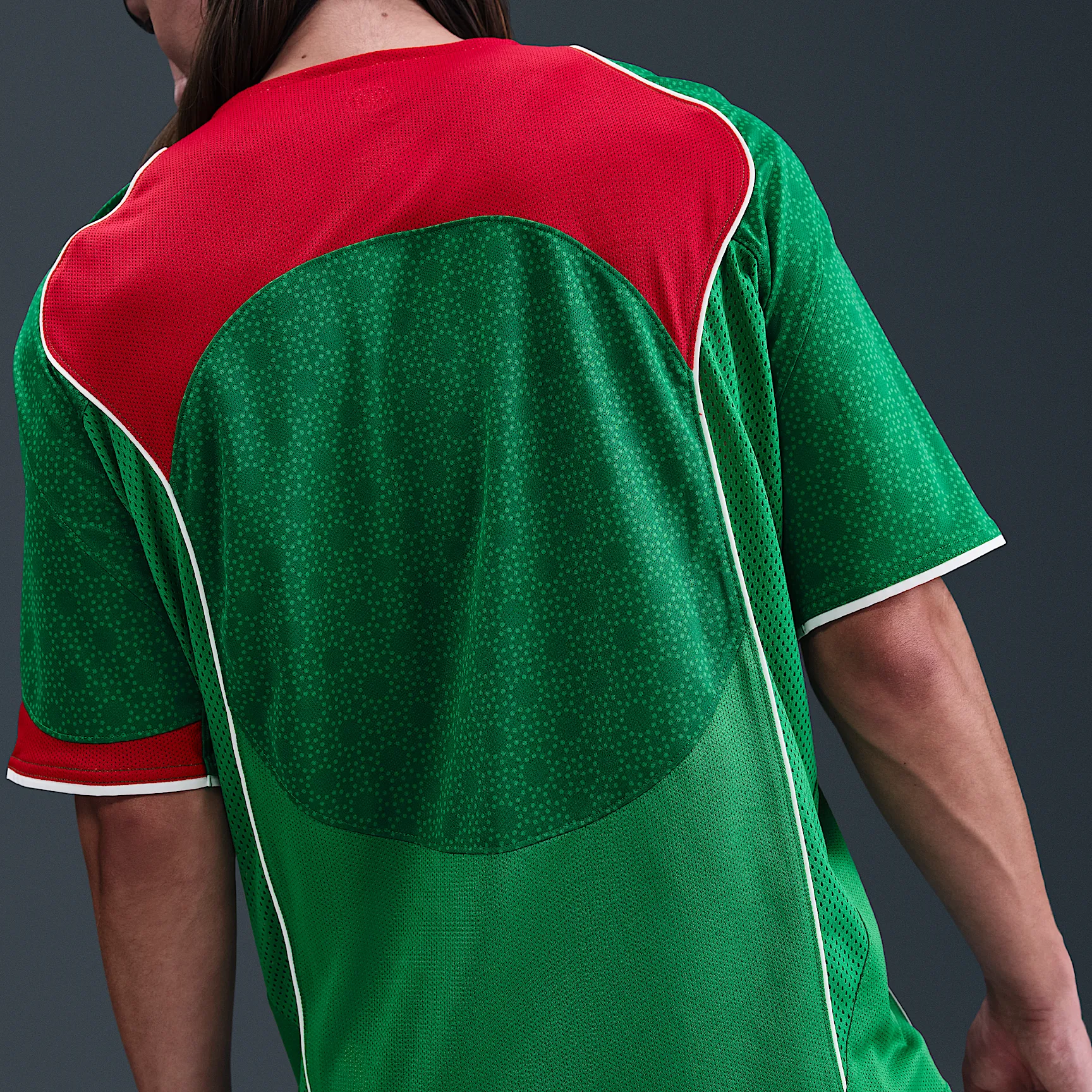 00341A_Nike-Total-90-Dri-Fit-Soccer-Jersey_CLASSIC-GREEN_IB4216-306_img1