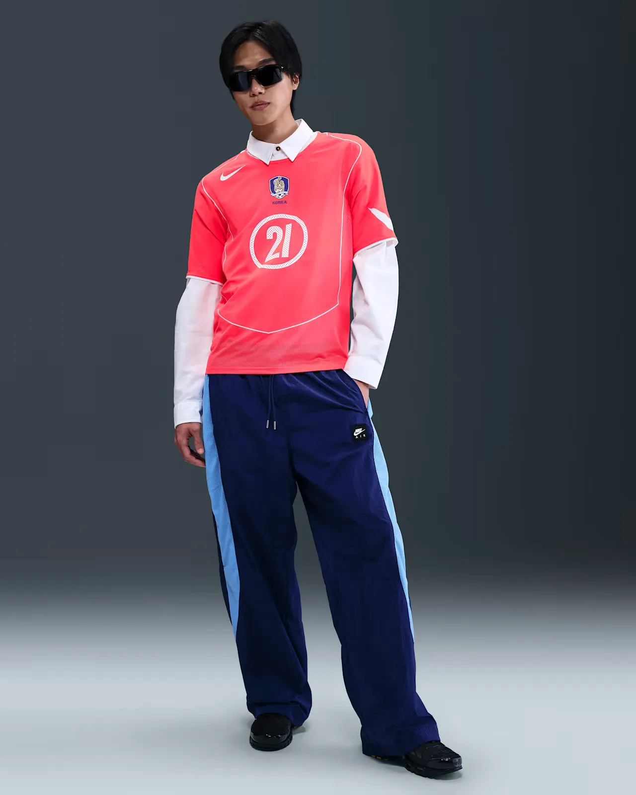 CF2B40_Nike-Toral-90-Reissue-Jersey_SOUTH-KOREA-2004_IF2943-679_img3