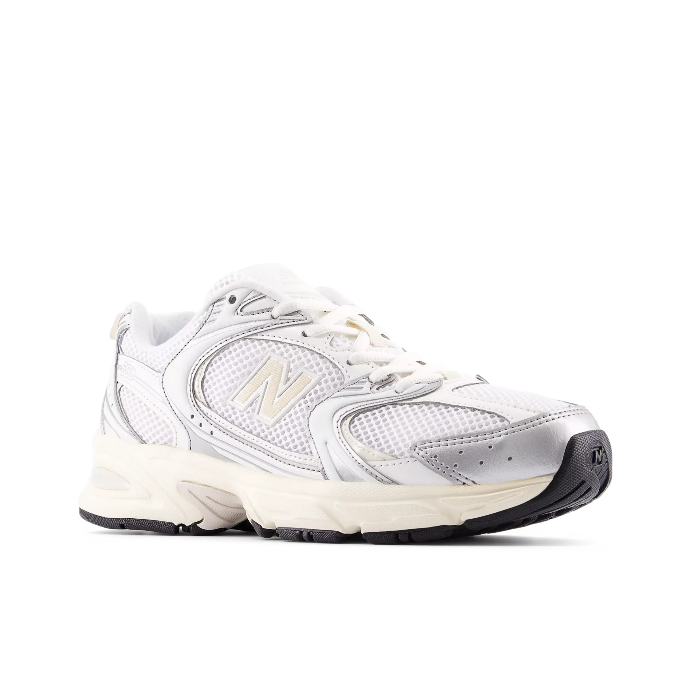 BFB9B8_New-Balance-530_SILVER-METALLIC-LINEN_U530ESB_img1