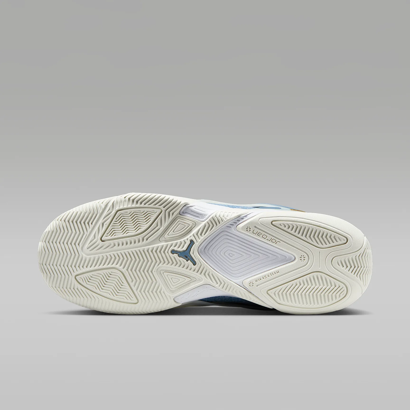 547B99_Jordan-Heir-Series-WMNS_DENIM-GOLD_FZ2471-104_img1
