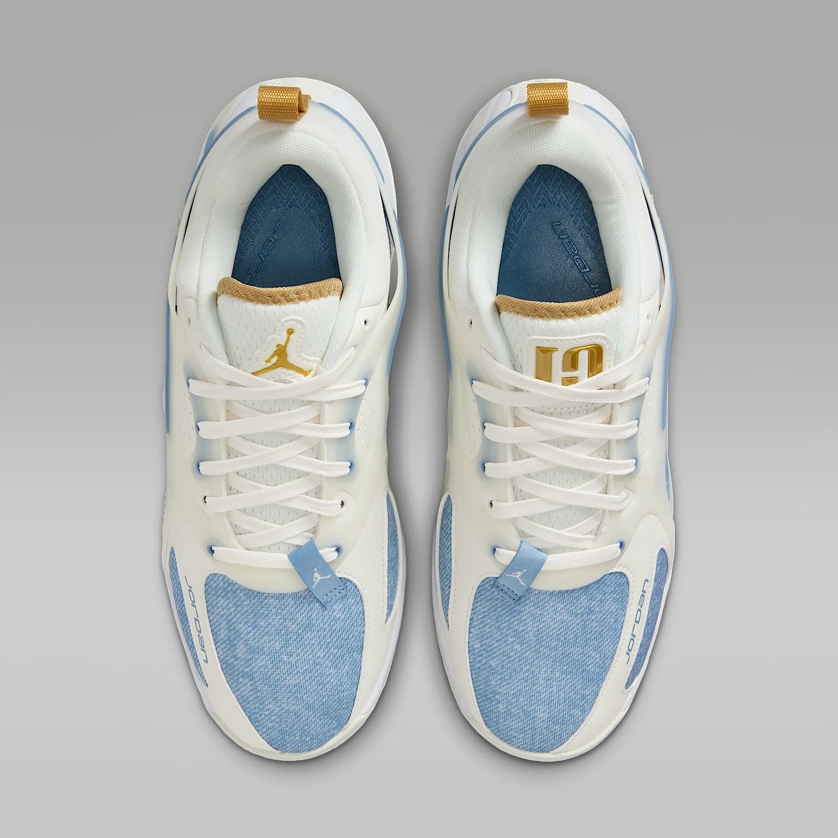 547B99_Jordan-Heir-Series-WMNS_DENIM-GOLD_FZ2471-104_img3