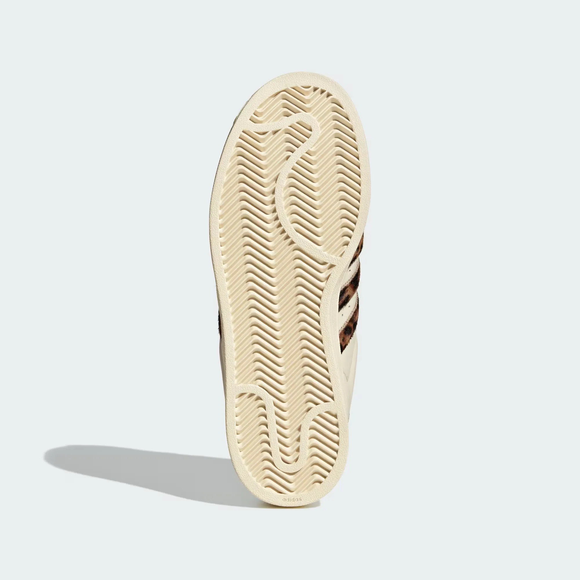 7A4931_adidas-Superstar-II_CREAM-WHITE-LEOPARD_HQ2696_img2