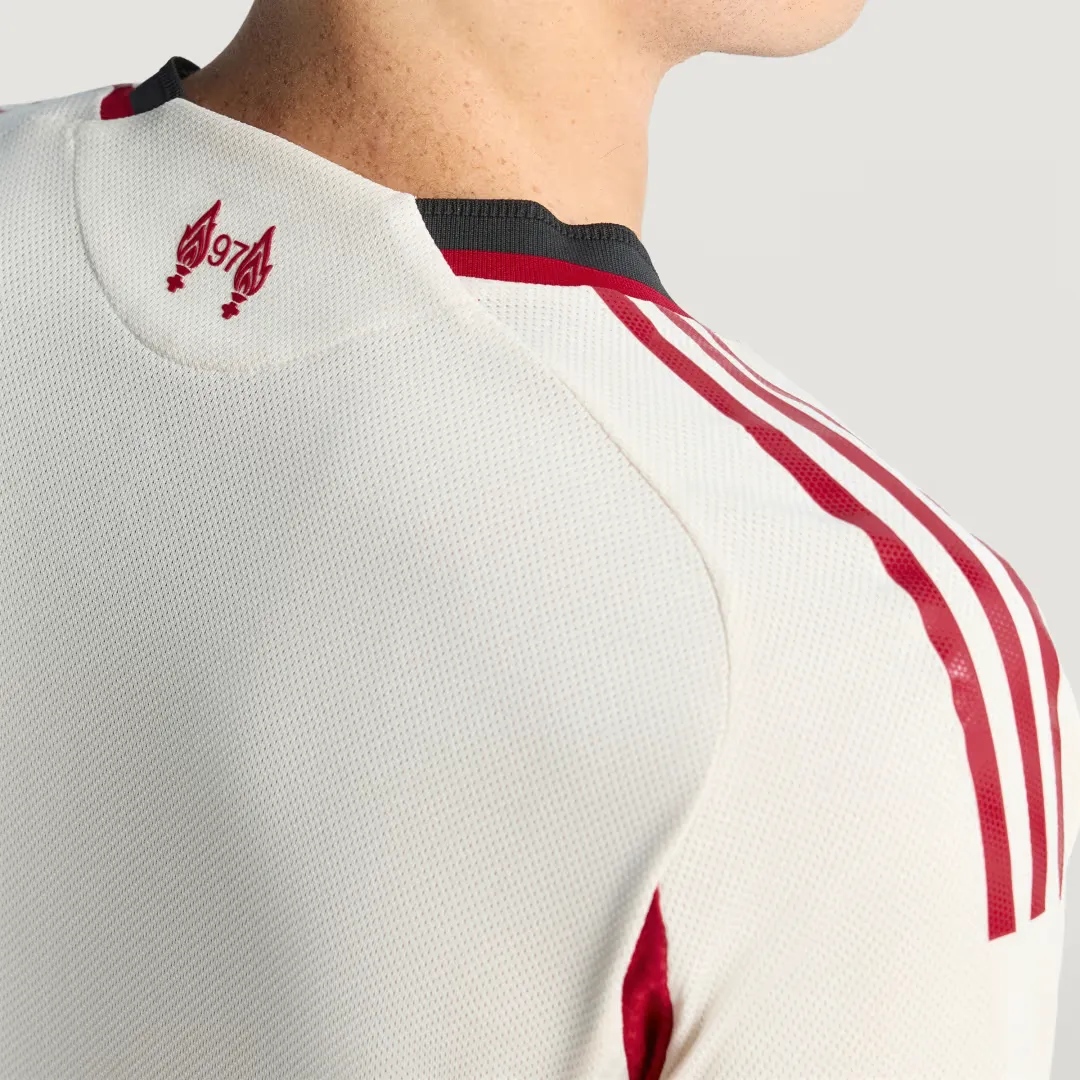 fff3cf_adidas-Liverpool-FC-Authentic-Away-Shirt-2526_WONDER-WHITE_JV6488_img5