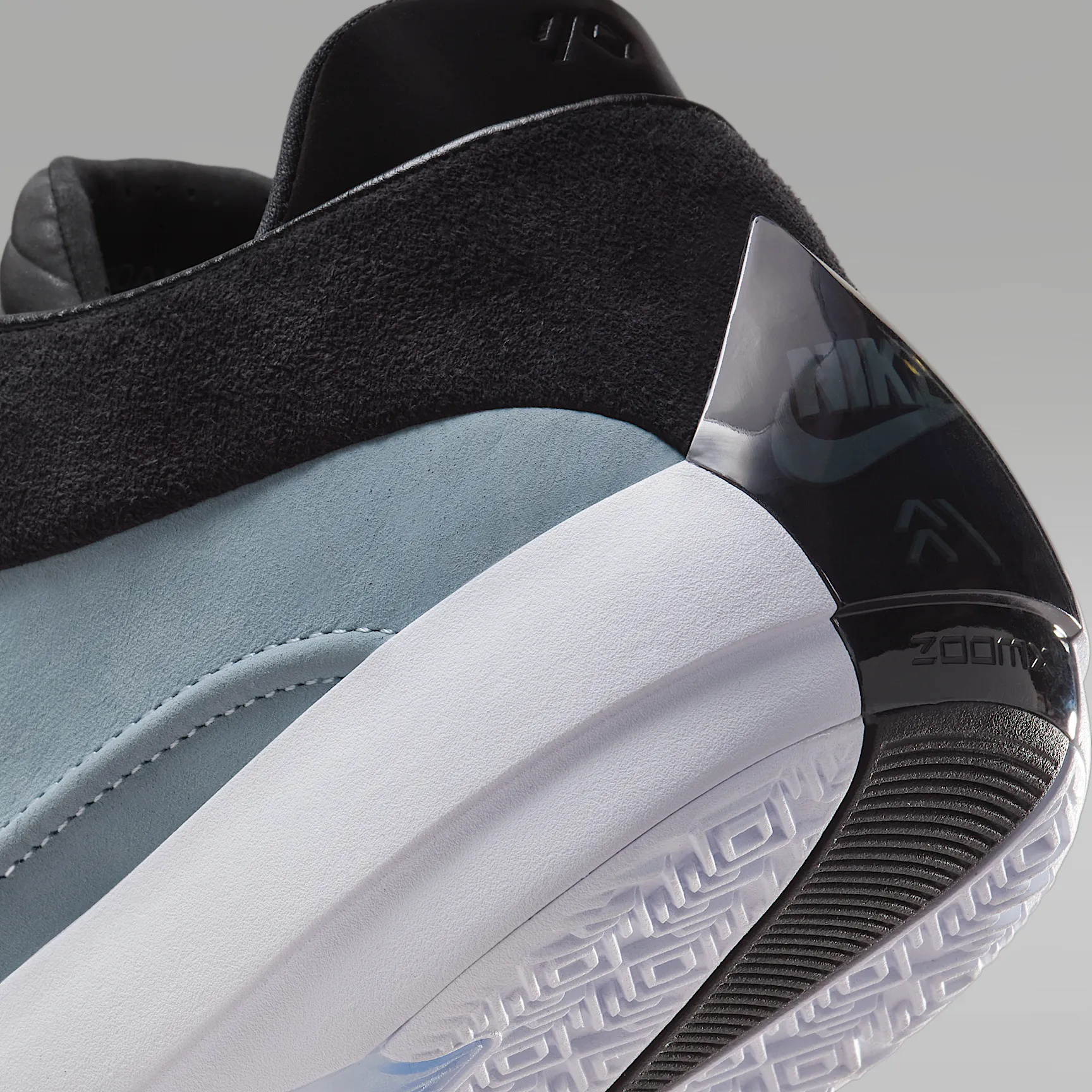 8D9FB1_Air-Jordan-40_BLUE-SUEDE_HM9931-400_img7