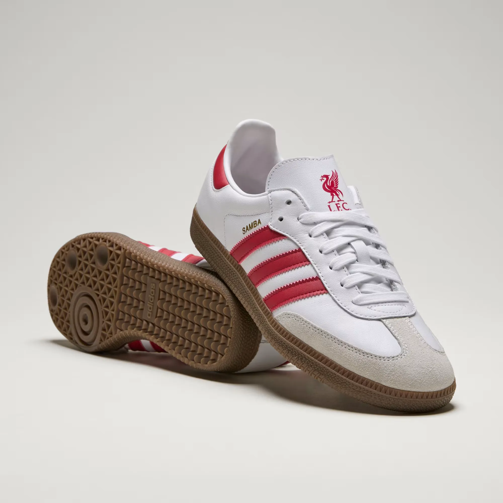 952837_adidas-Samba-Liverpool-FC_CLOUD-WHITE-STRAWBERRY-RED_JQ4041_img0