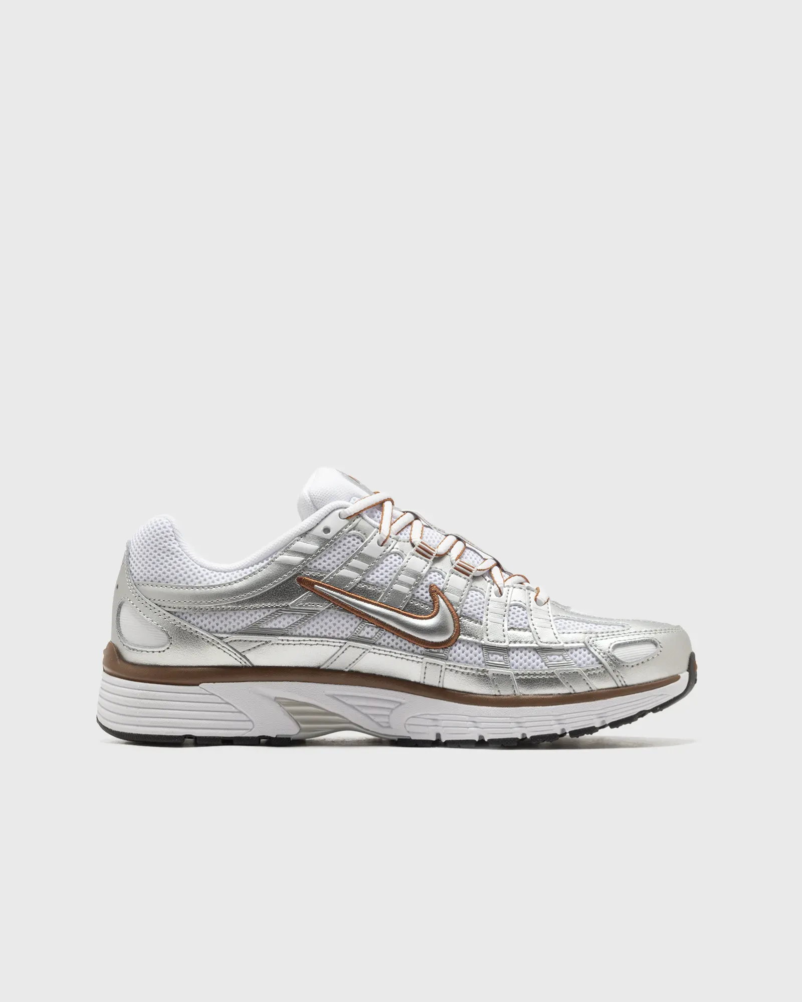 826754_Nike-P-6000-WMNS_LIGHT-BRITISH-TAN_BV1021-109_img2