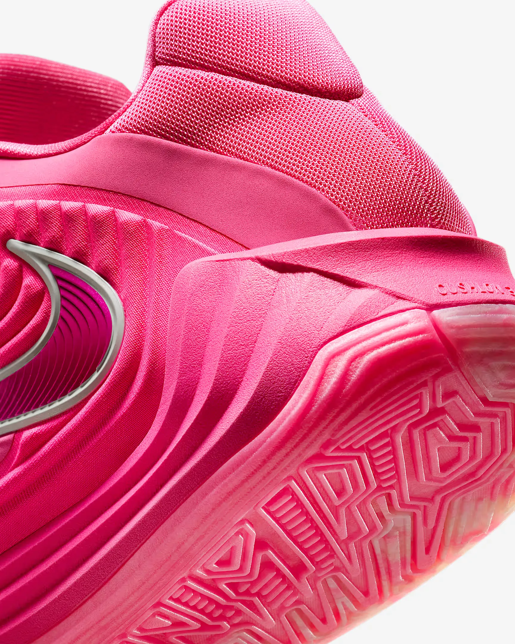 ED6396_Nike-Giannis-Freak-7_LIVE-WIRE_HQ1743-600_img7