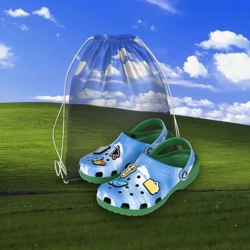image de Microsoft 50th Anniversary Crocs Classic Clog Windows Xp