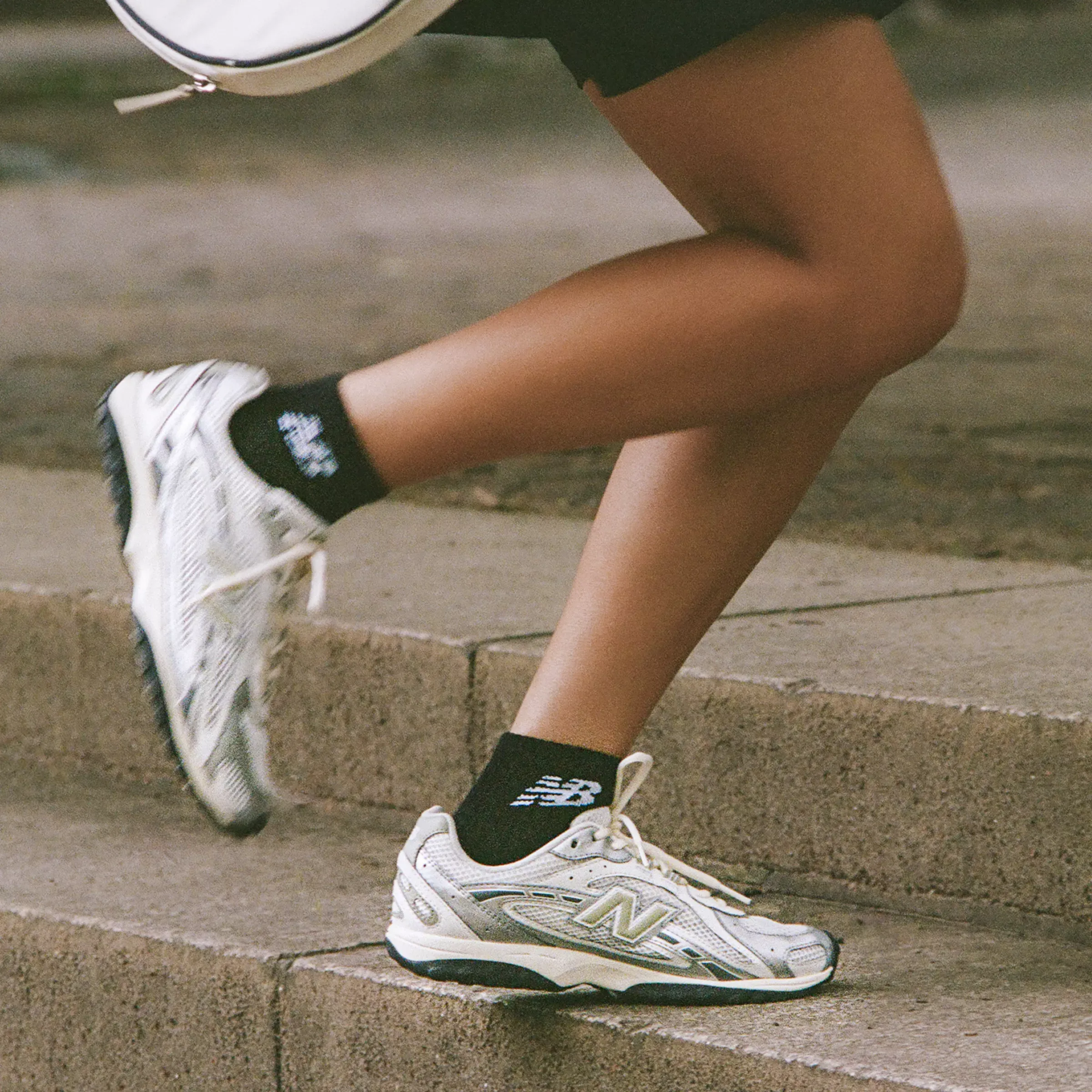 BEBFAC_New-Balance-204L_SILVER-METALLIC-SAGE-GREEN_U204LSWB_img6