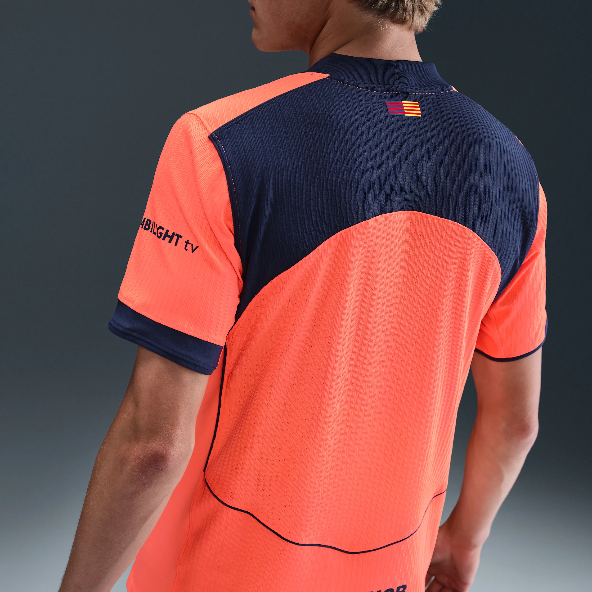 1F1F1F_Nike-FC-Barcelona-202526-Match-Jersey_BRIGHT-MANGO_HM3193-855_img2