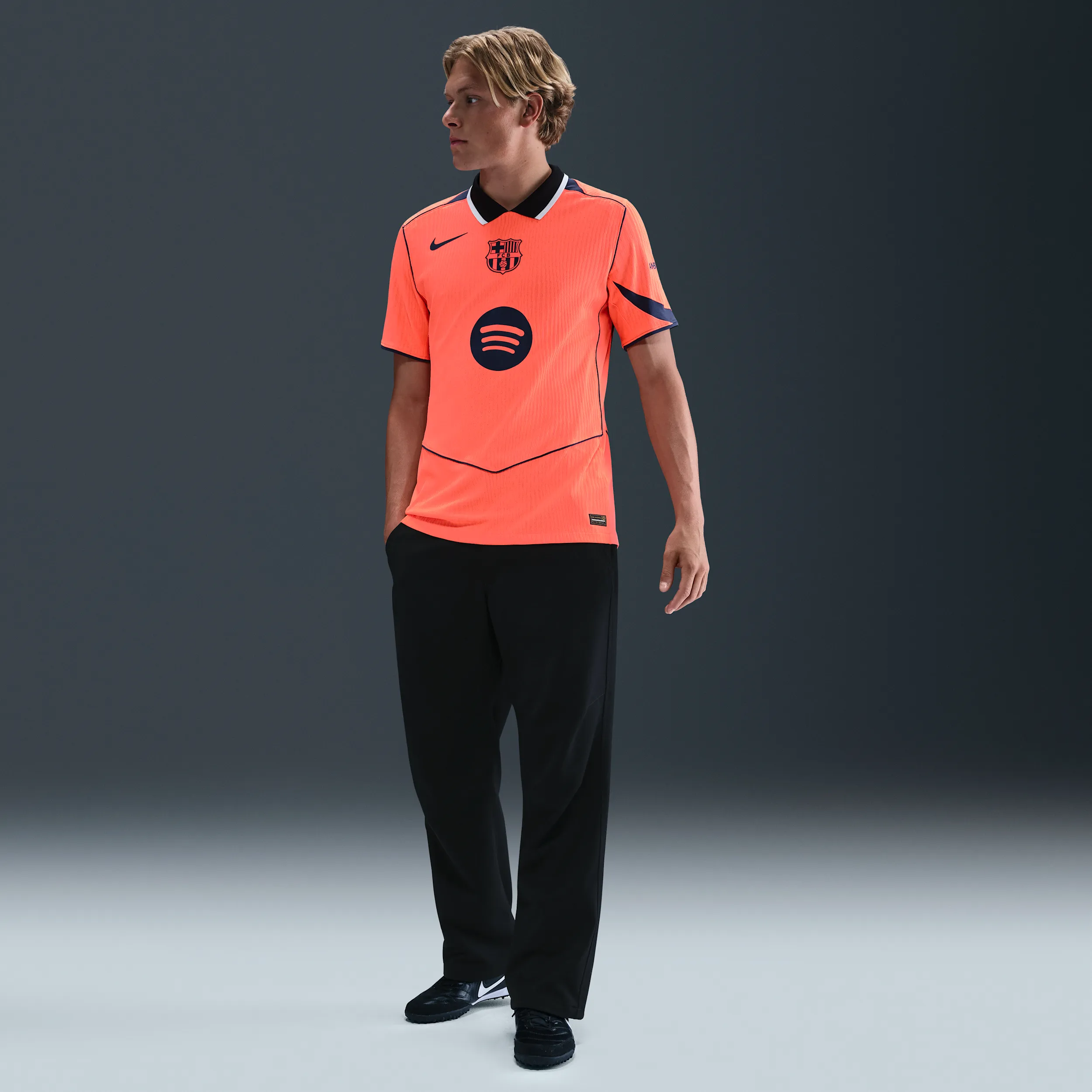 1F1F1F_Nike-FC-Barcelona-202526-Match-Jersey_BRIGHT-MANGO_HM3193-855_img4