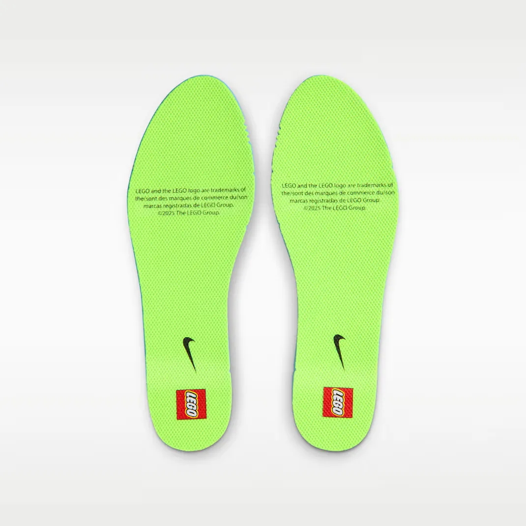 Lego-x-Nike-Air-Max-95-GS_BLACK-NEON_IO4801-002_img8