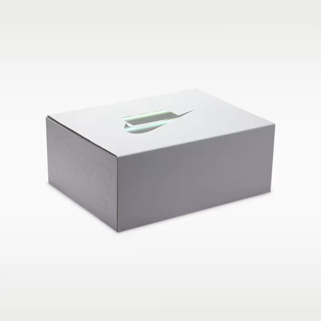 Lego-x-Nike-Air-Max-95-GS_BLACK-NEON_IO4801-002_img9