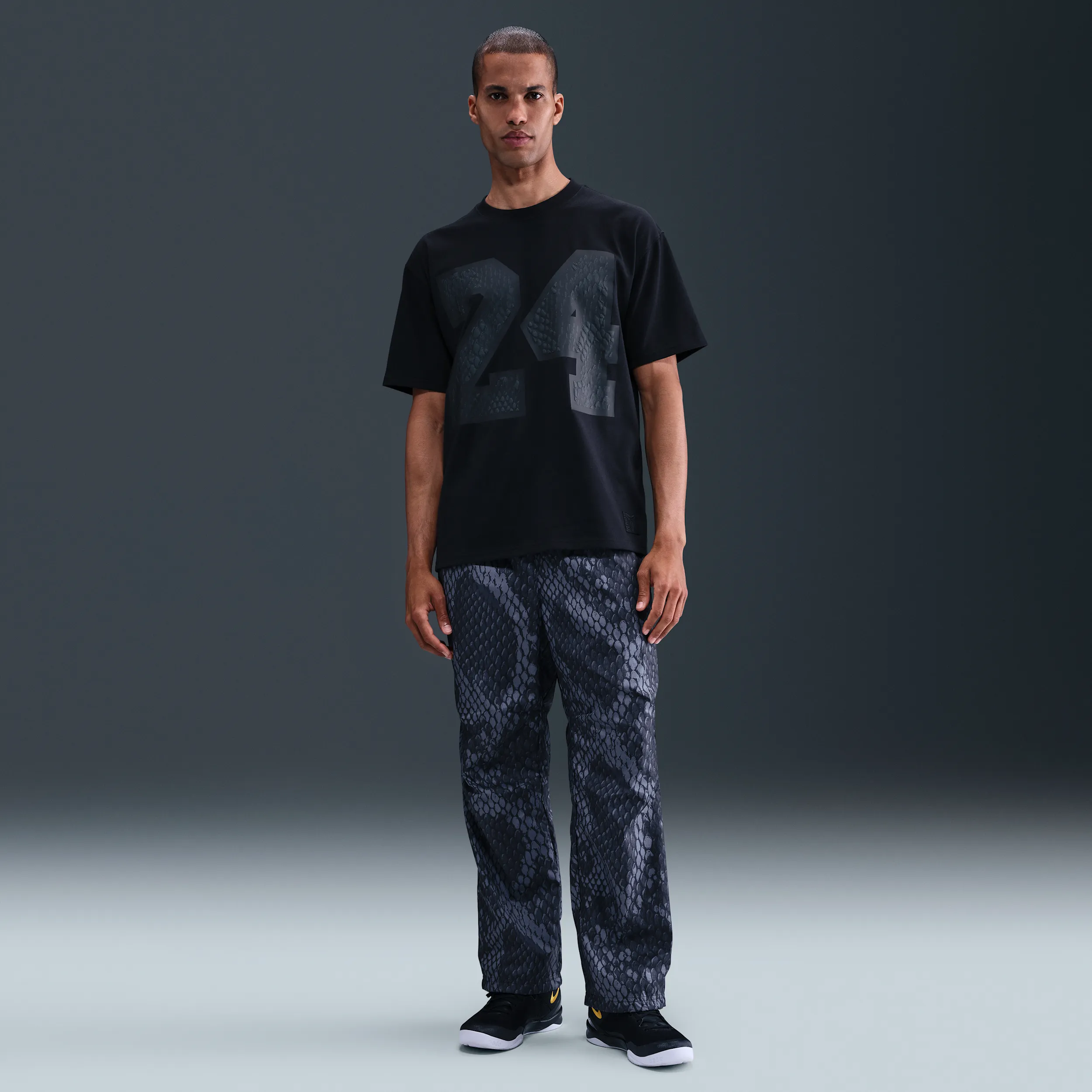 1F1F1F_Nike-Kobe-Dri-Fit-Basketball-T-Shirt_BLACK_IM0564-010_img4